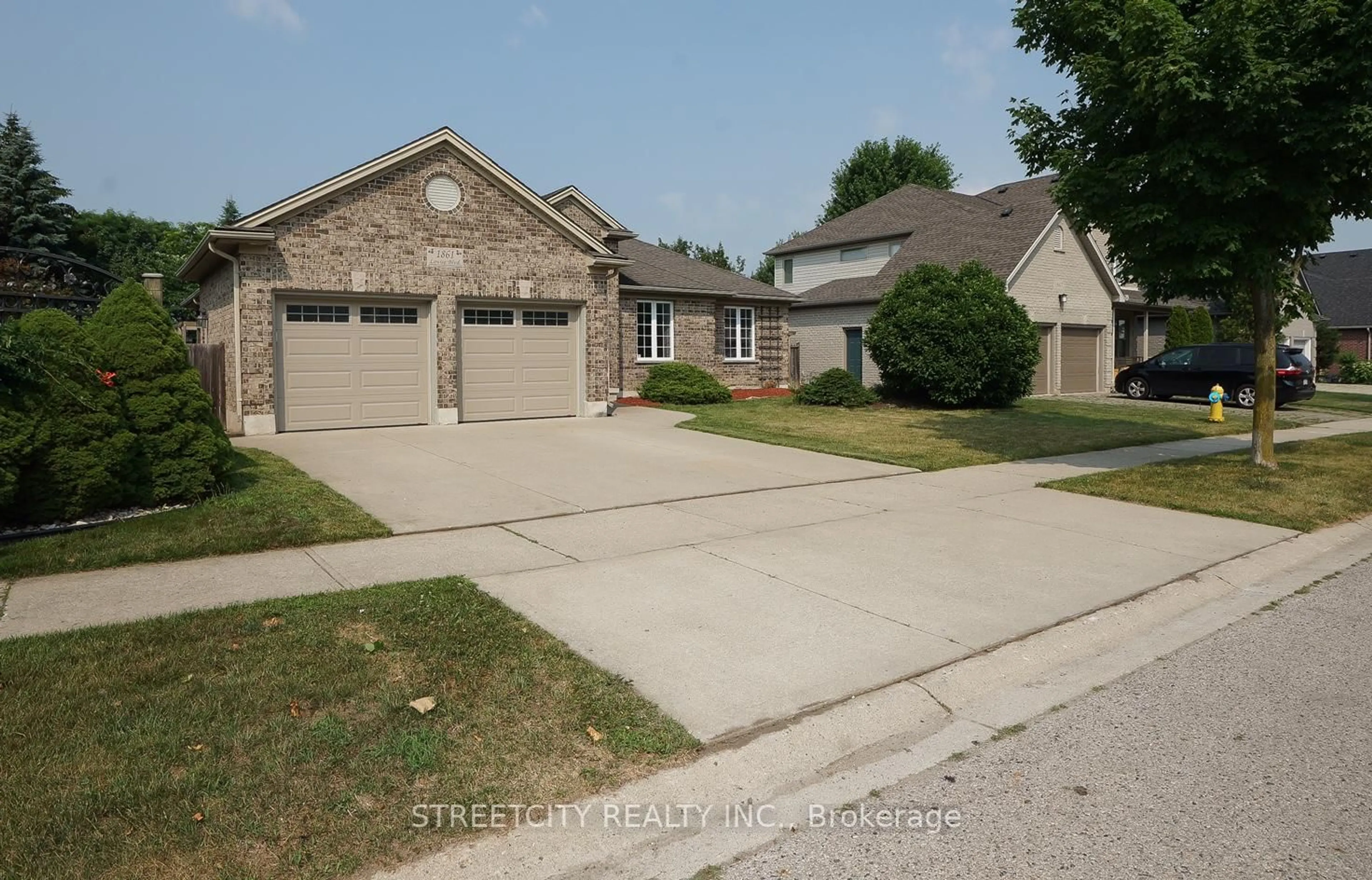 Unknown for 1861 Louise Blvd, London North Ontario N6G 5G2