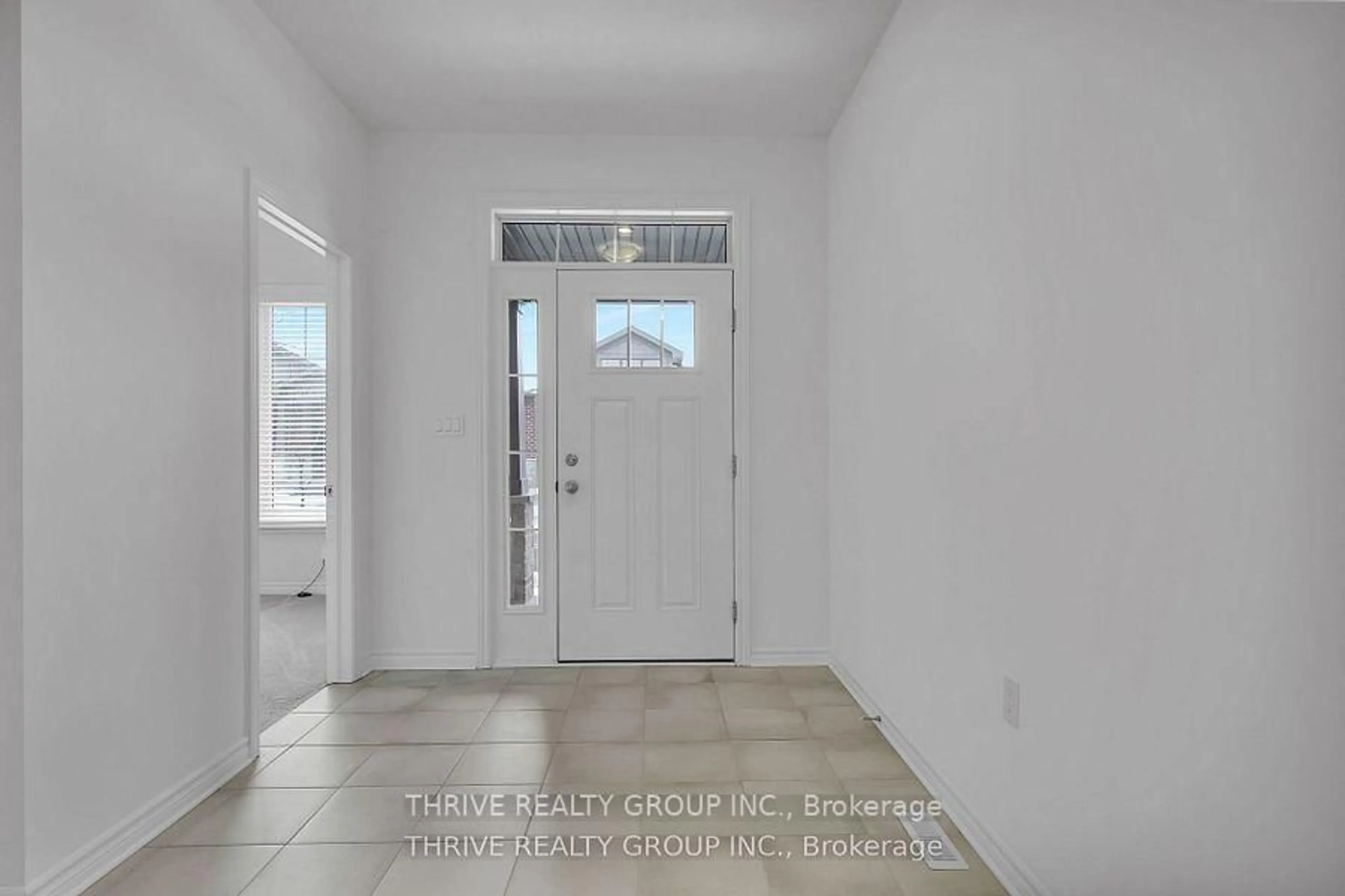 Indoor entryway for 1080 Upperpoint Ave #23, London South Ontario N6K 0K2