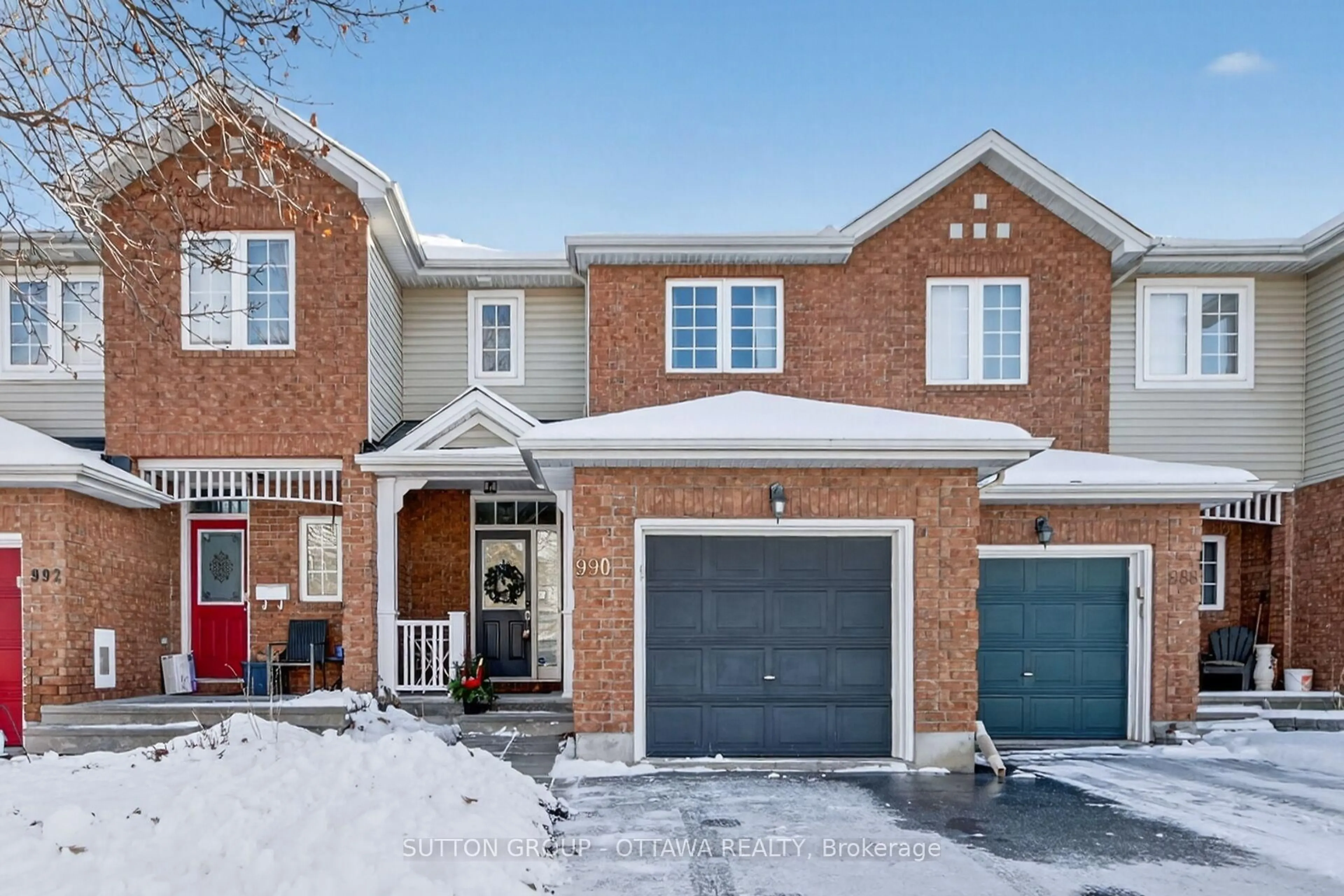 Home with brick exterior material, street for 990 Markwick Cres, Ottawa Ontario K4A 4X9