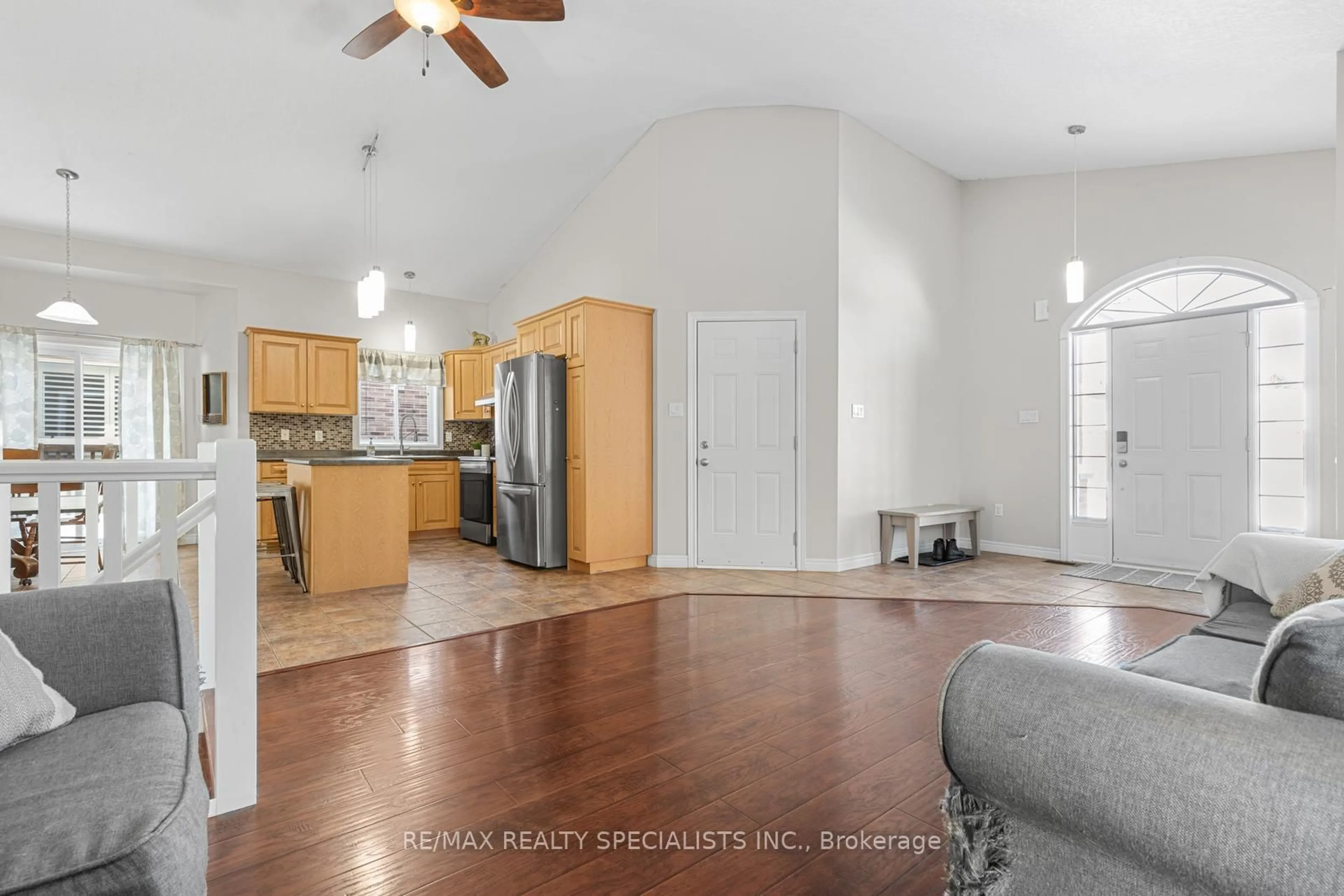 Open concept kitchen, unknown for 155 Sheffield St, Southgate Ontario L9V 3W6