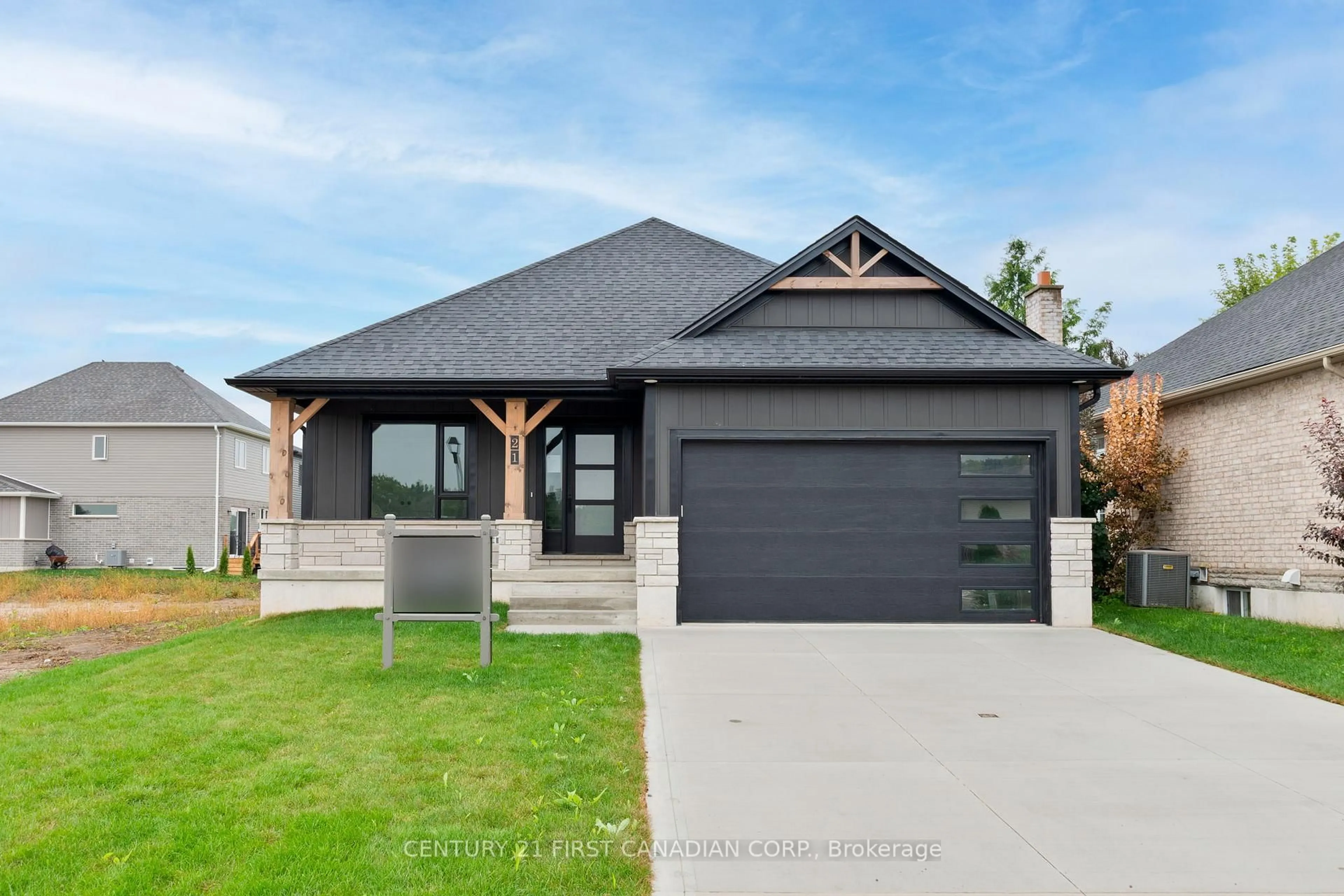 Home with brick exterior material, street for 21 HAMILTON St, North Middlesex Ontario N0M 1A0