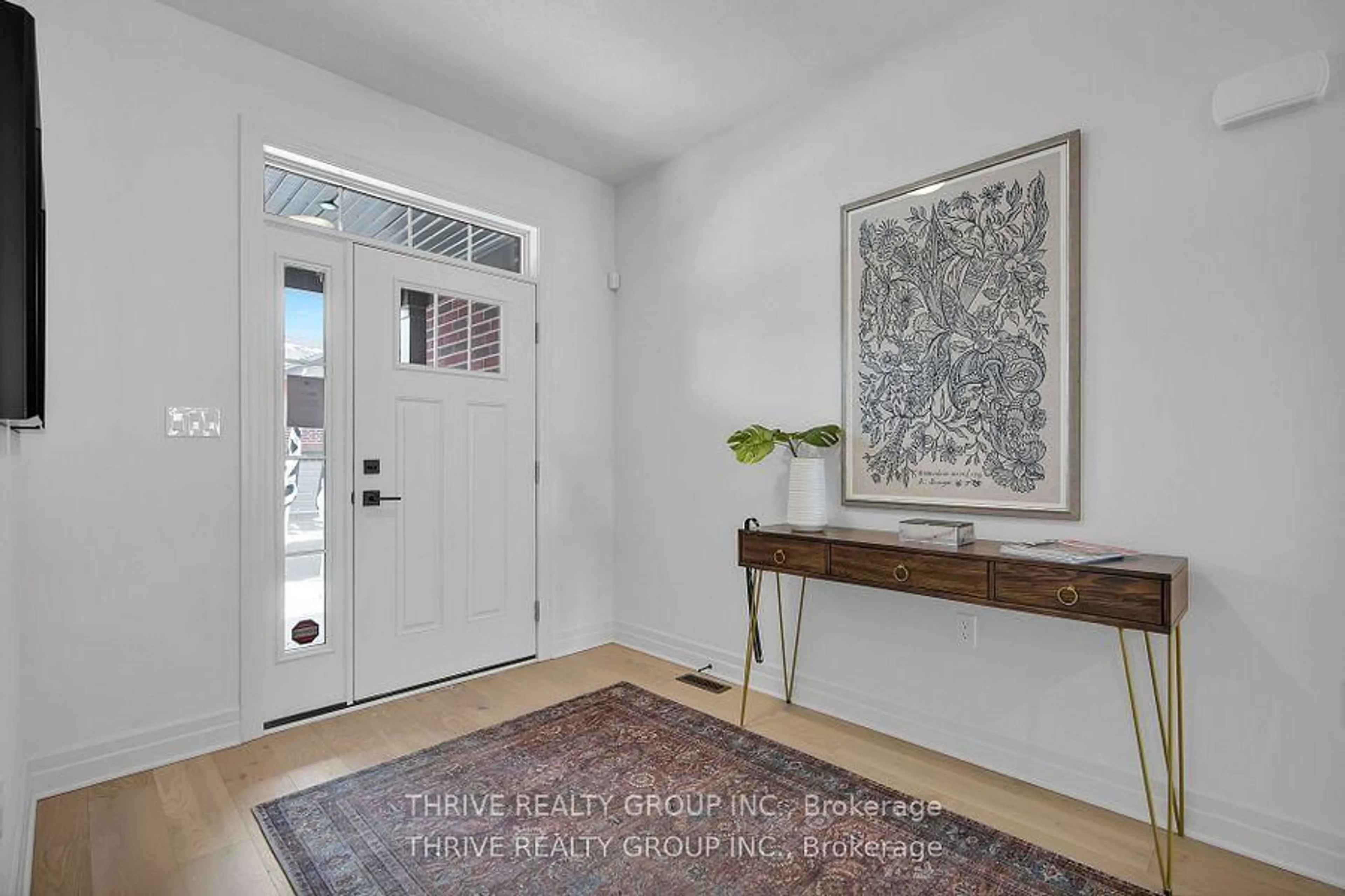 Indoor entryway for 1080 Upperpoint Ave #15, London South Ontario N6K 4M9