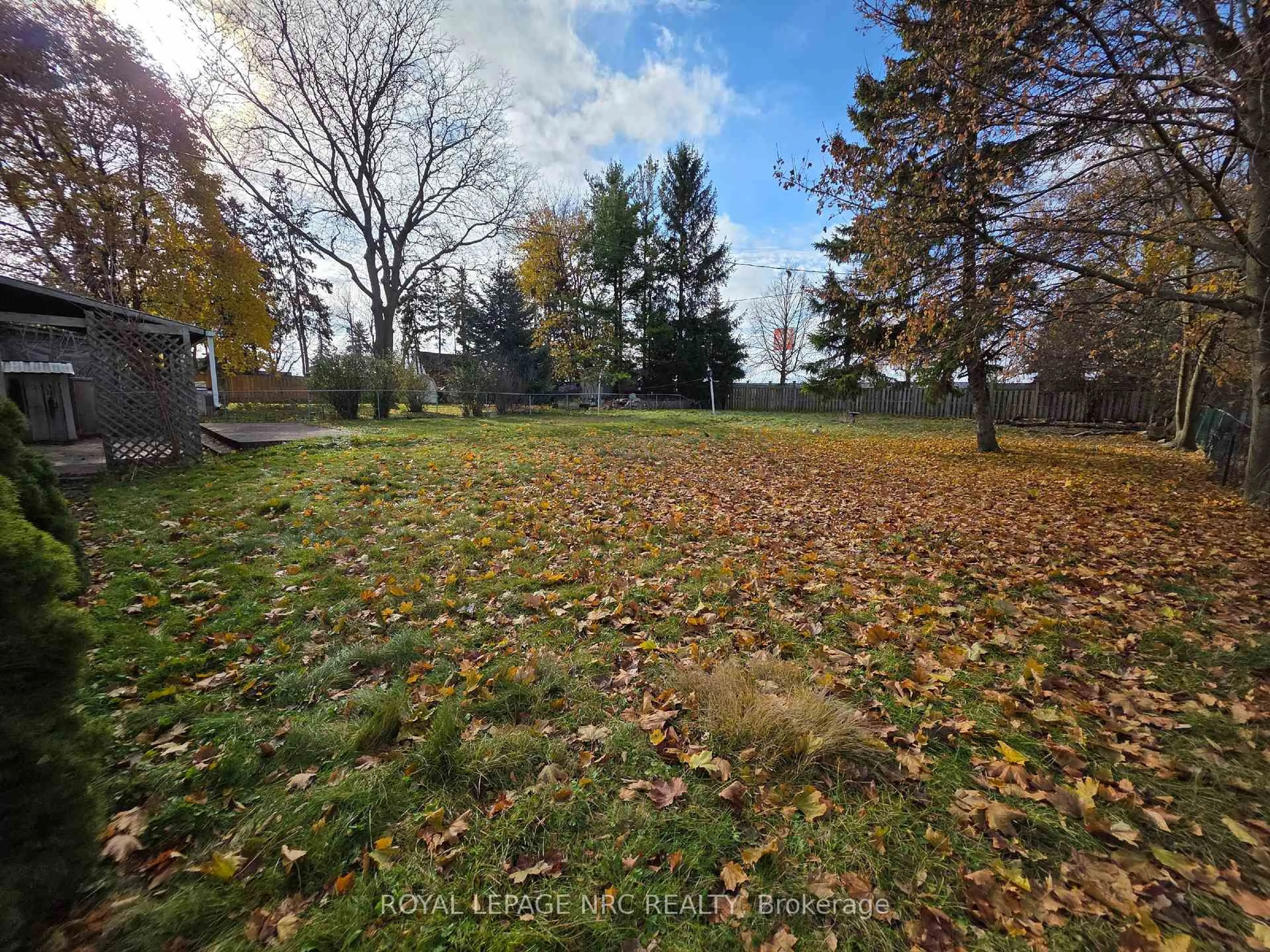 A pic from outside/outdoor area/front of a property/back of a property/a pic from drone, forest/trees view for 457 Arvilla Blvd, London East Ontario N5V 1S7