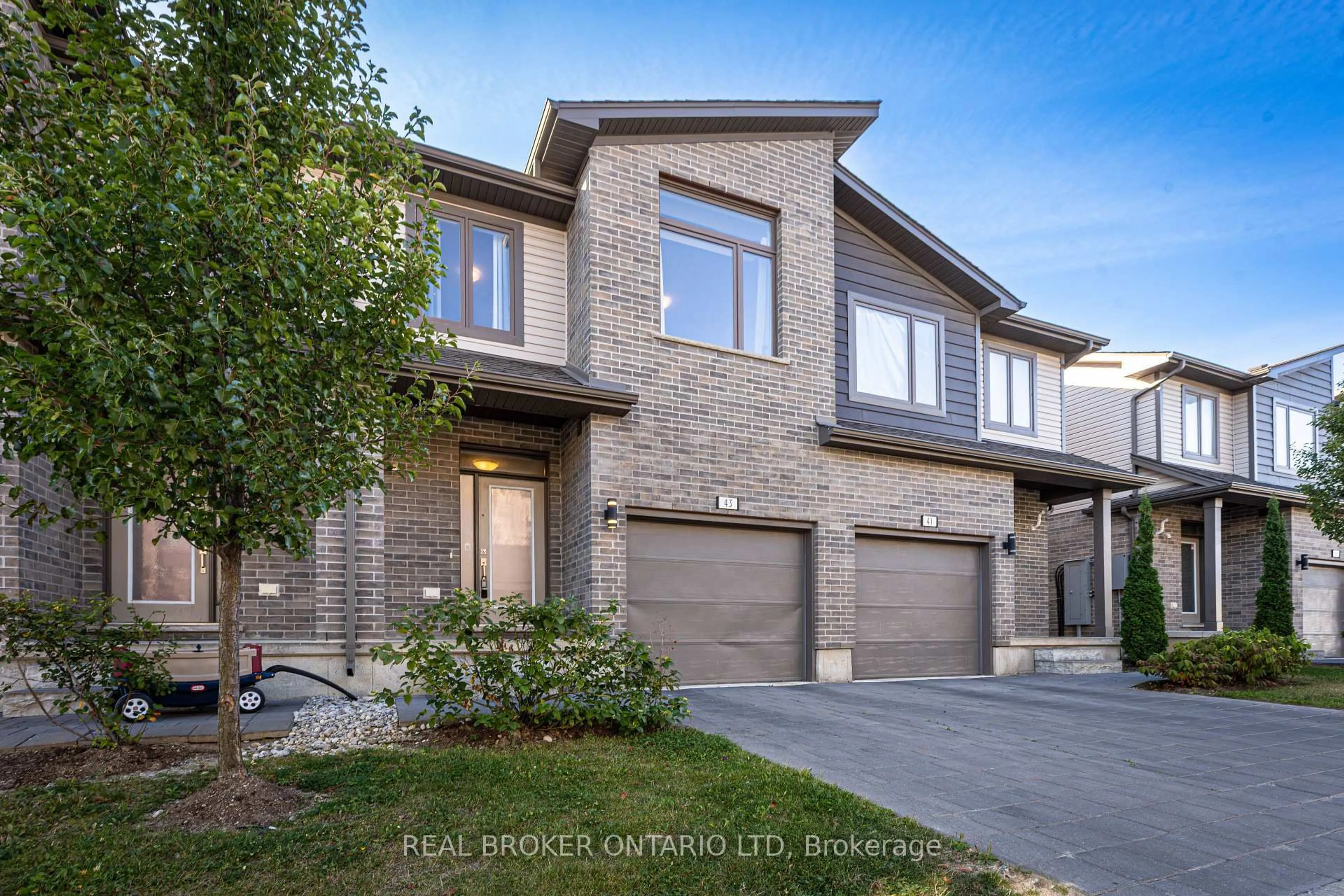 Home with brick exterior material, street for 1960 DALMAGARRY Rd #43, London North Ontario N6G 0T8