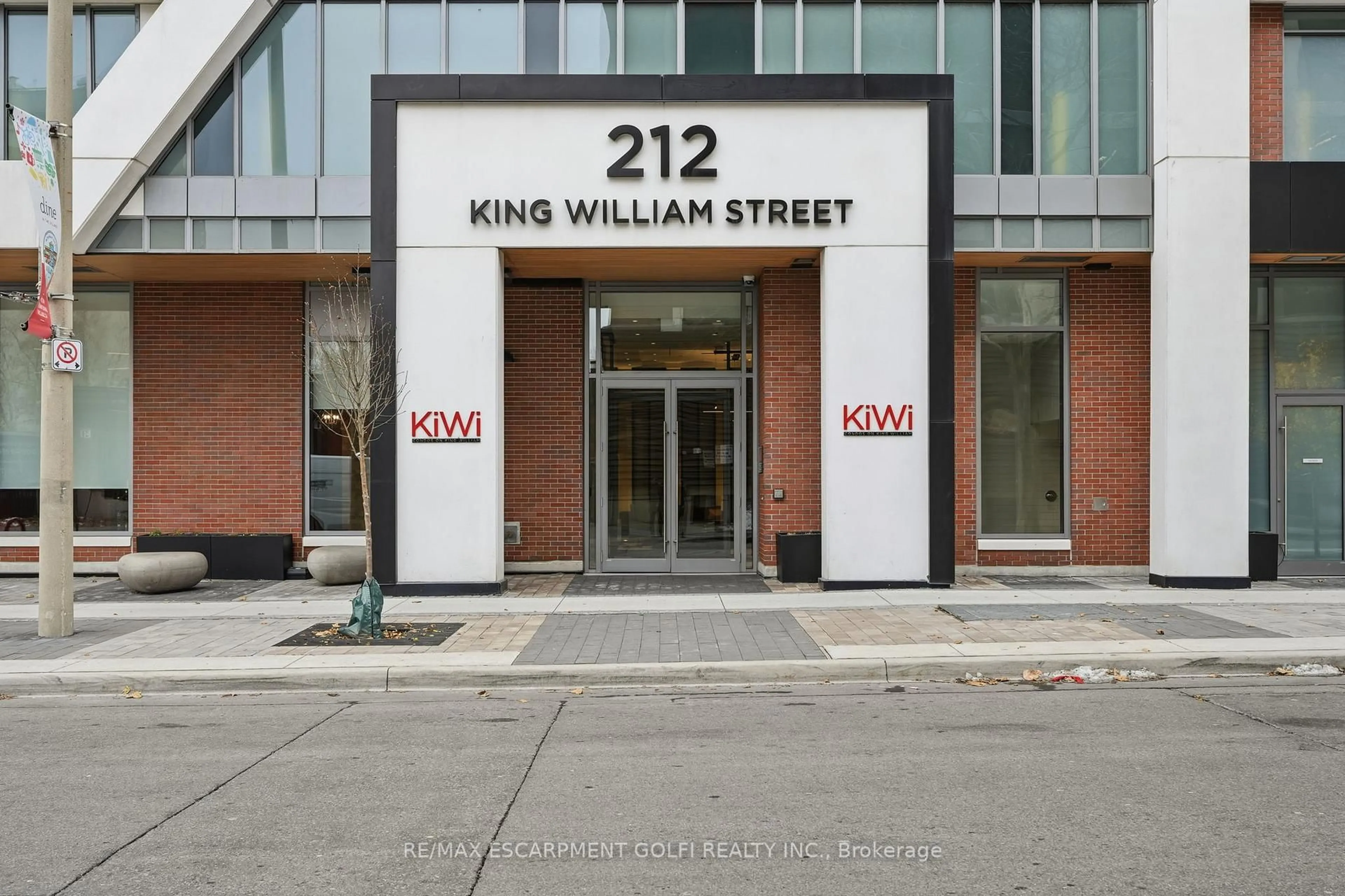 Unknown for 212 King William St #416, Hamilton Ontario L8N 1B5