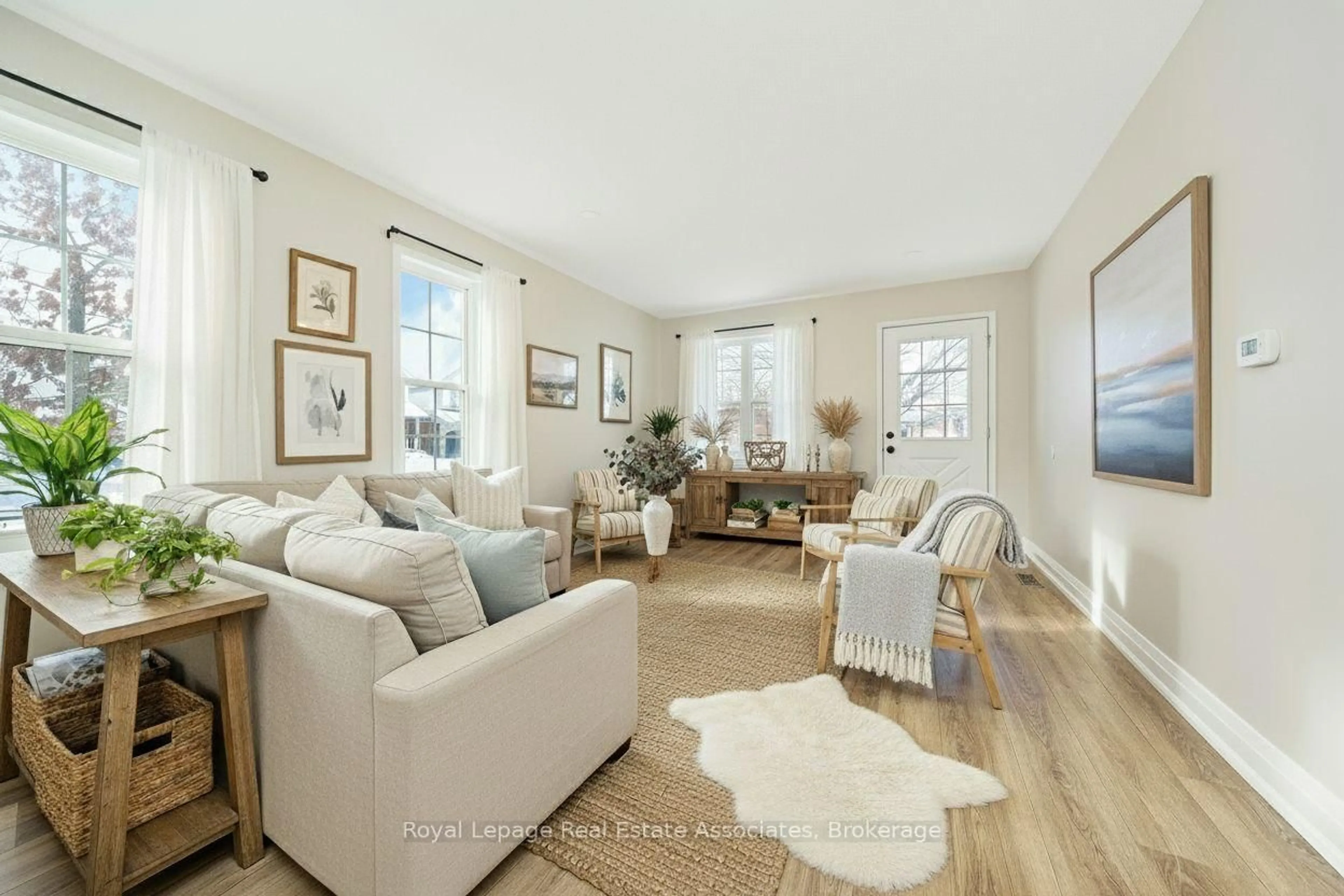 Living room with furniture, unknown for 4 Griffiths Ave, Cambridge Ontario N1P 1J7