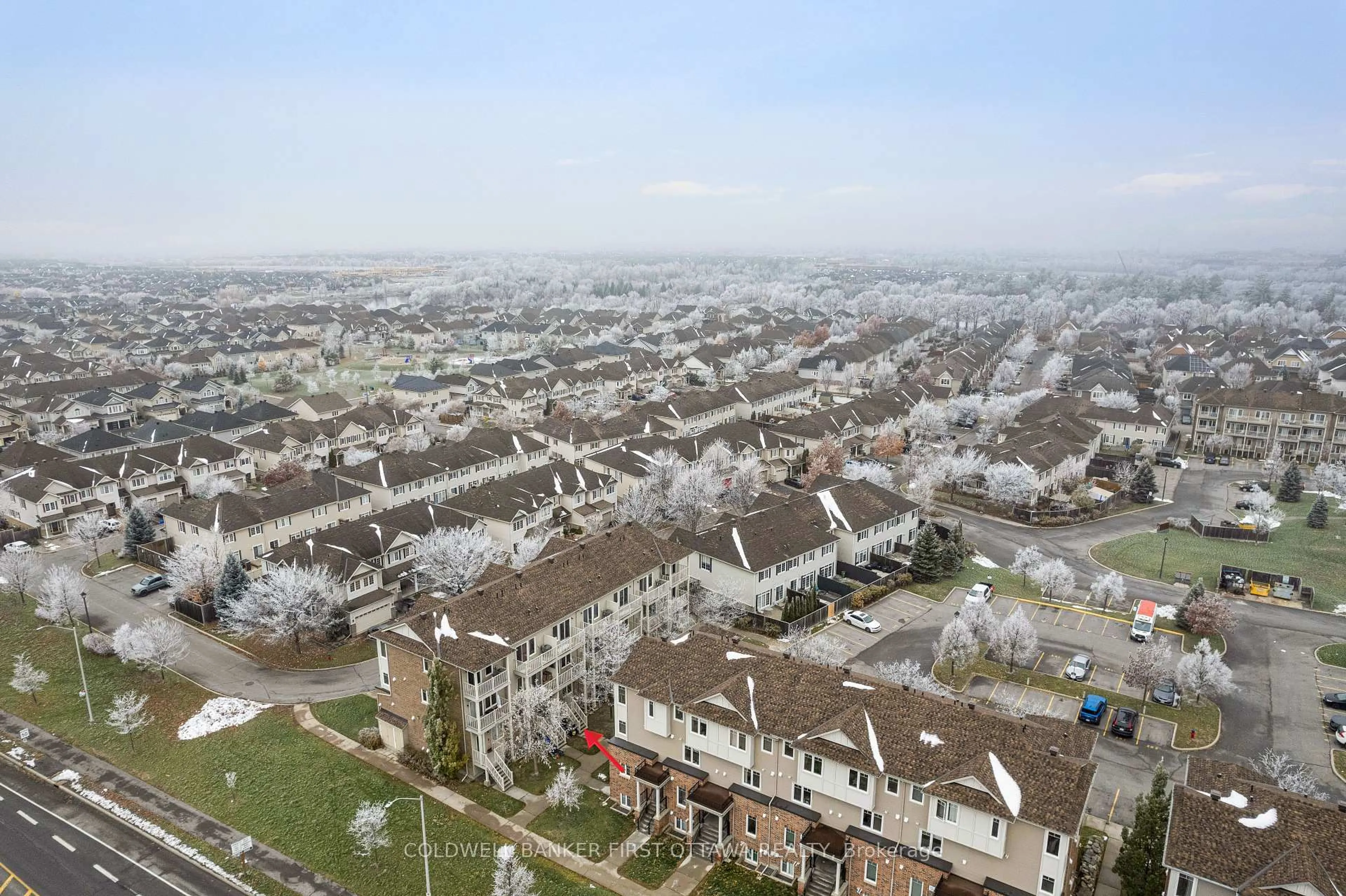 A pic from outside/outdoor area/front of a property/back of a property/a pic from drone, city buildings view from balcony for 150 Urbancrest Private, Barrhaven Ontario T1P 1L9