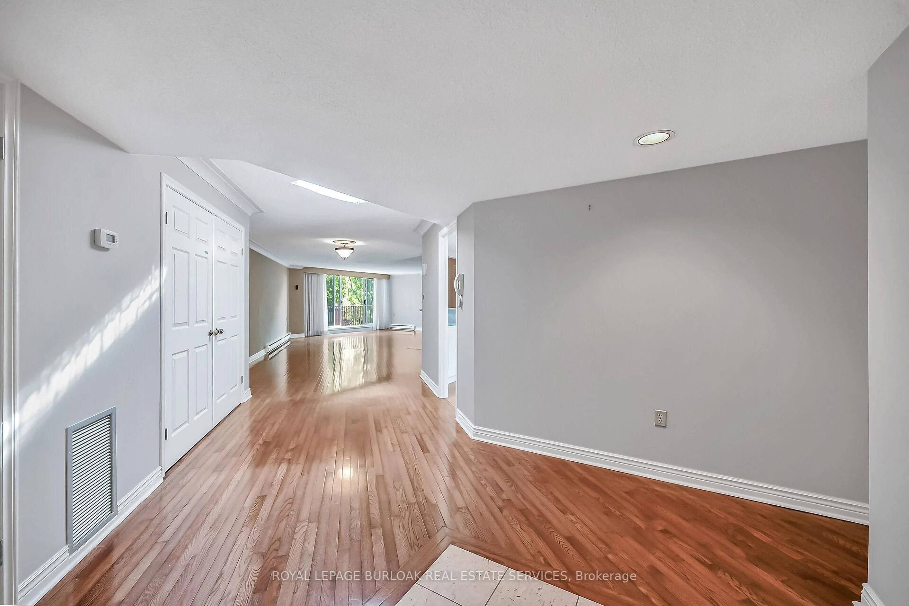 Unknown for 150 Wilson St #PH1, Hamilton Ontario L9G 4E7