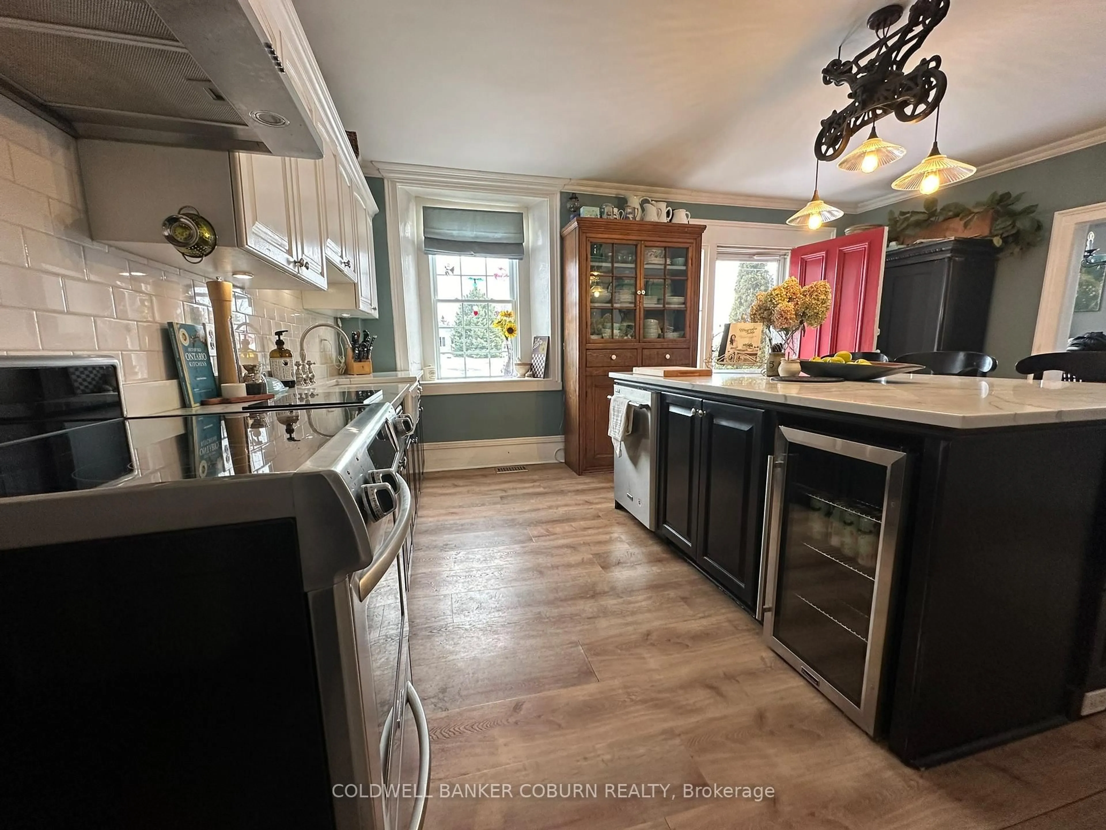 Open concept kitchen, unknown for 628 Pittston Rd, Edwardsburgh/Cardinal Ontario K0E 1E0