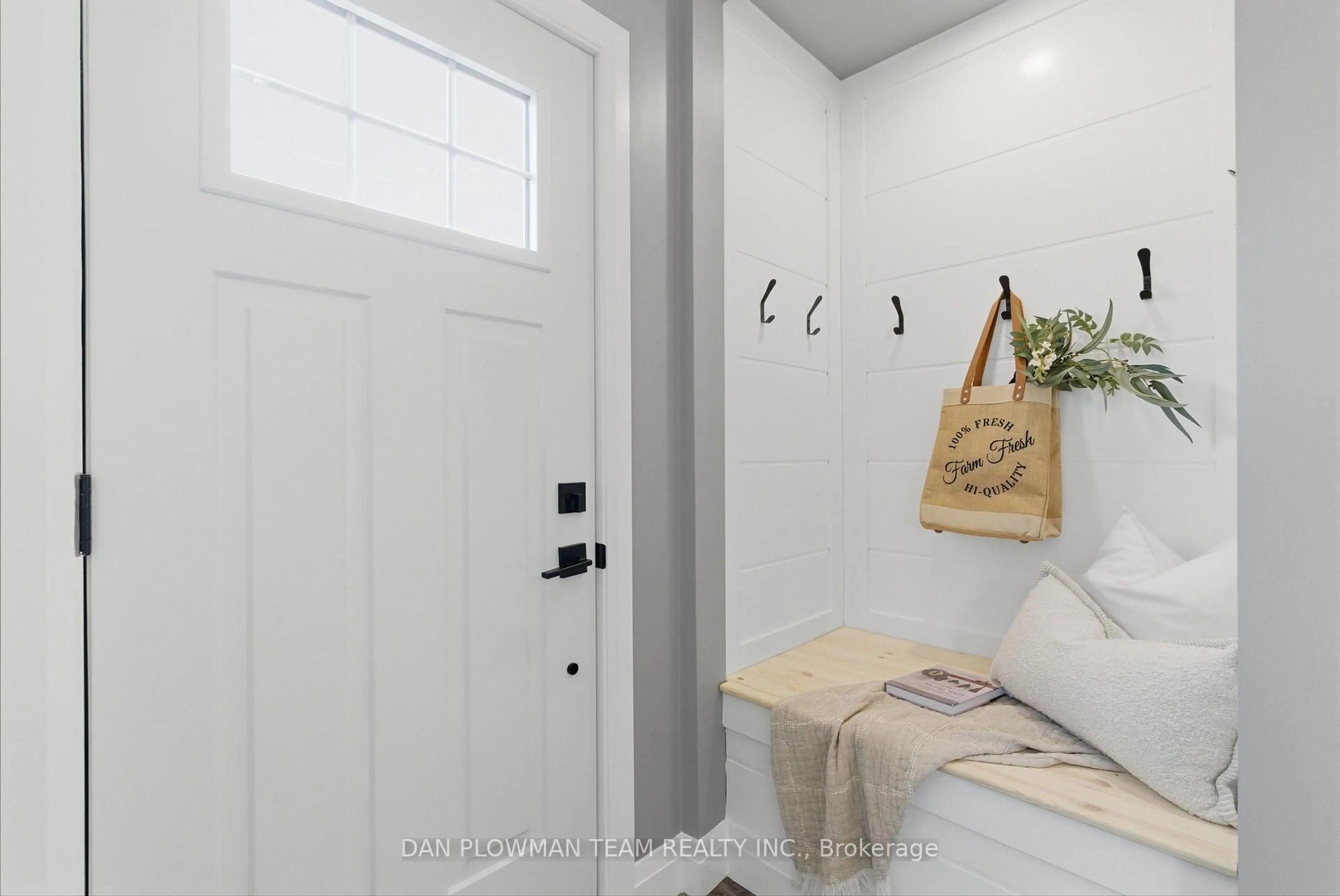 Laundry room for 156 Spencer St, Cobourg Ontario K9A 1C4