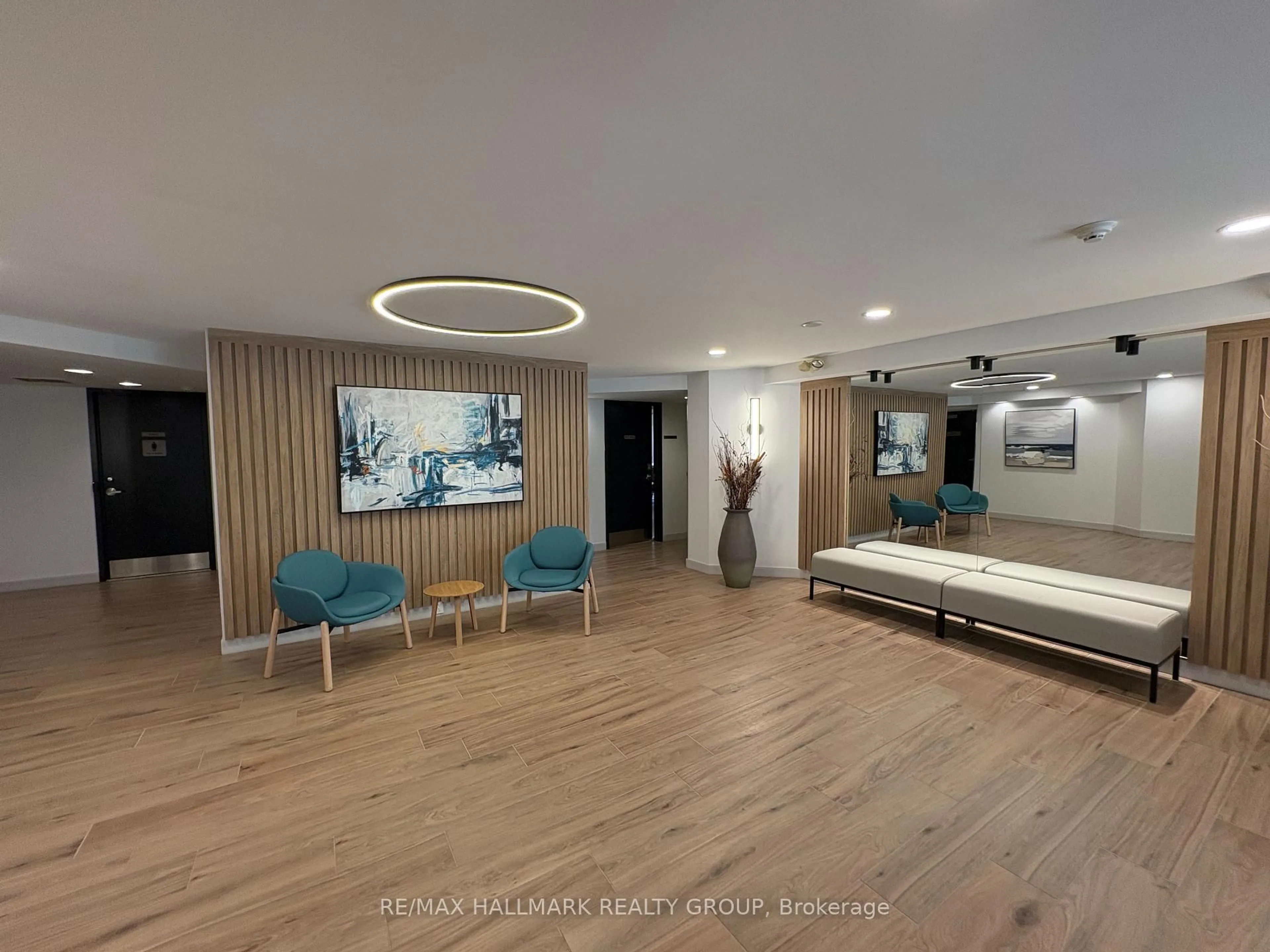 Unknown for 225 Alvin Rd #316, Ottawa Ontario K1K 4H6