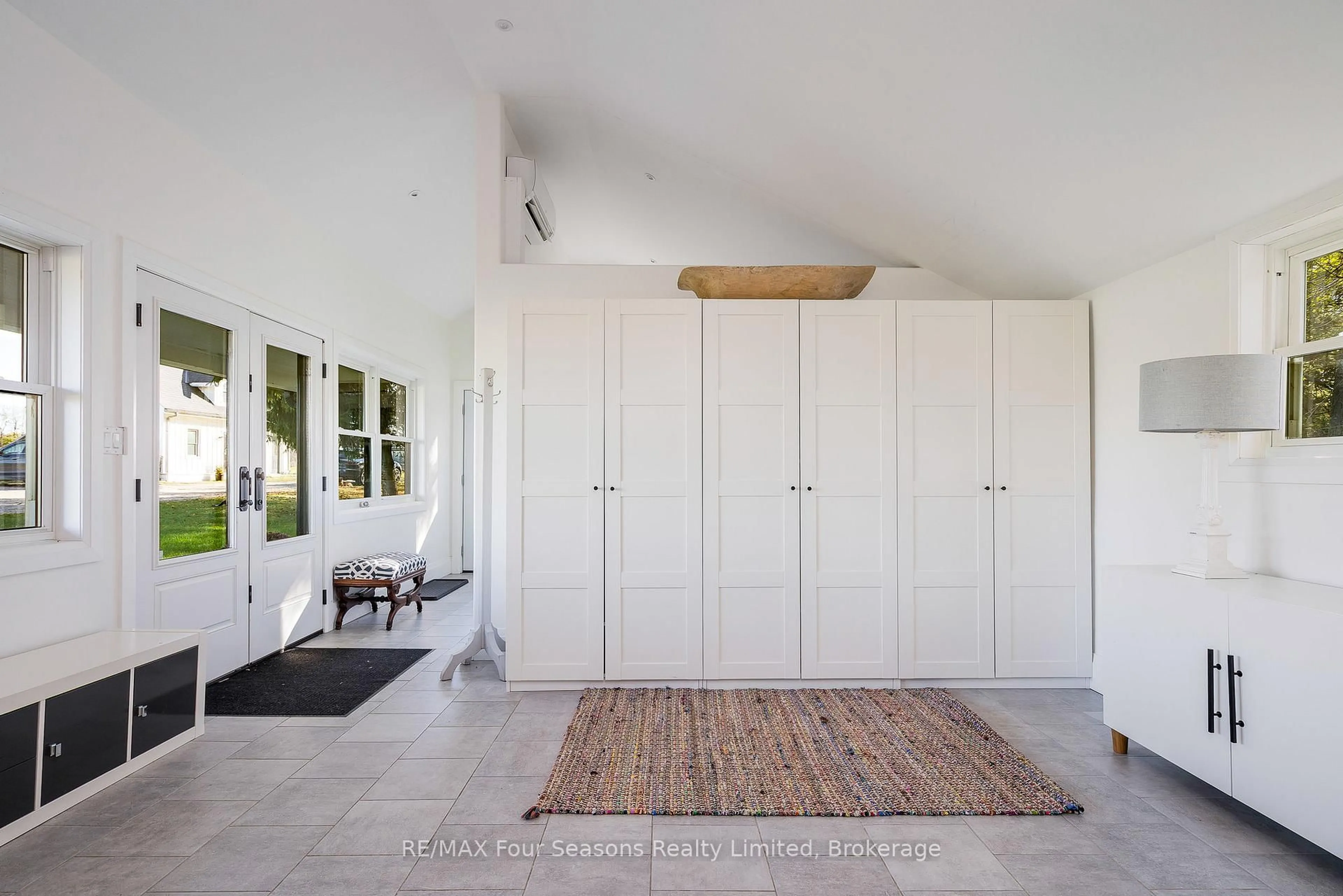 Indoor entryway for 627174 Grey Road 119, Grey Highlands Ontario N0H 1J0