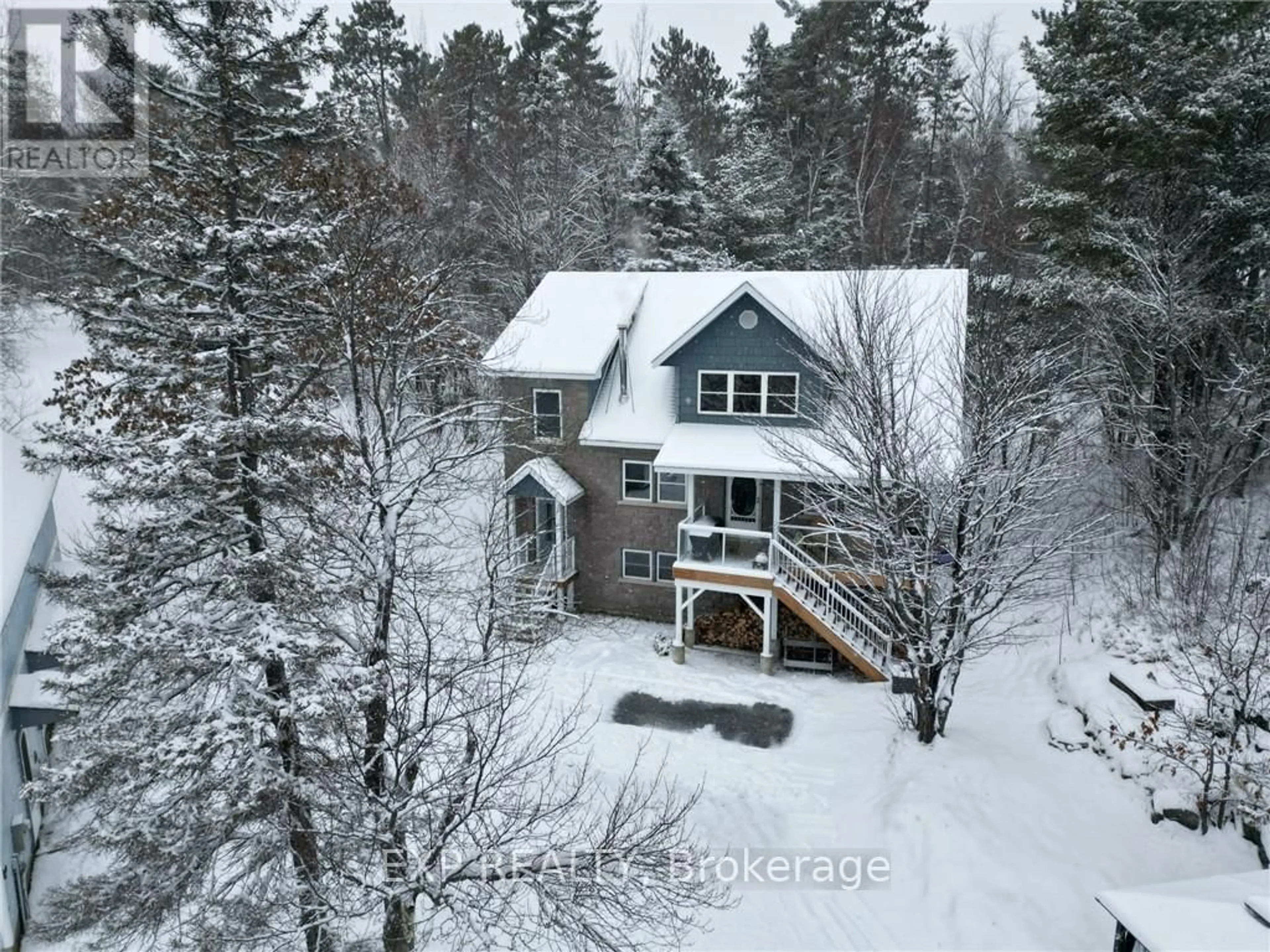 A pic from outside/outdoor area/front of a property/back of a property/a pic from drone, unknown for 1168 C West Bay Rd, Greater Sudbury Ontario P0M 1H0