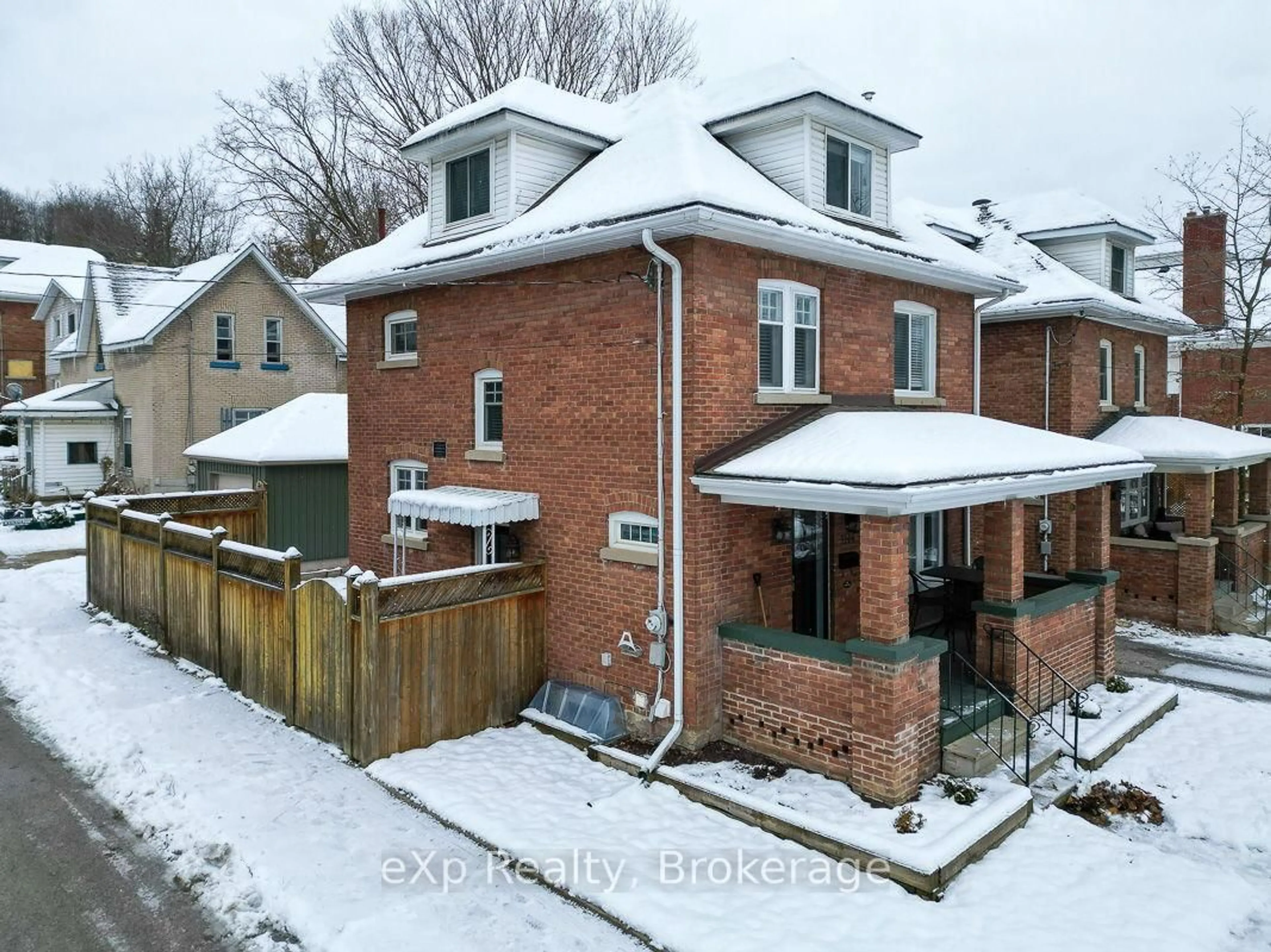 A pic from outside/outdoor area/front of a property/back of a property/a pic from drone, street for 1144 4th Avenue W, Owen Sound Ontario N4K 4W4