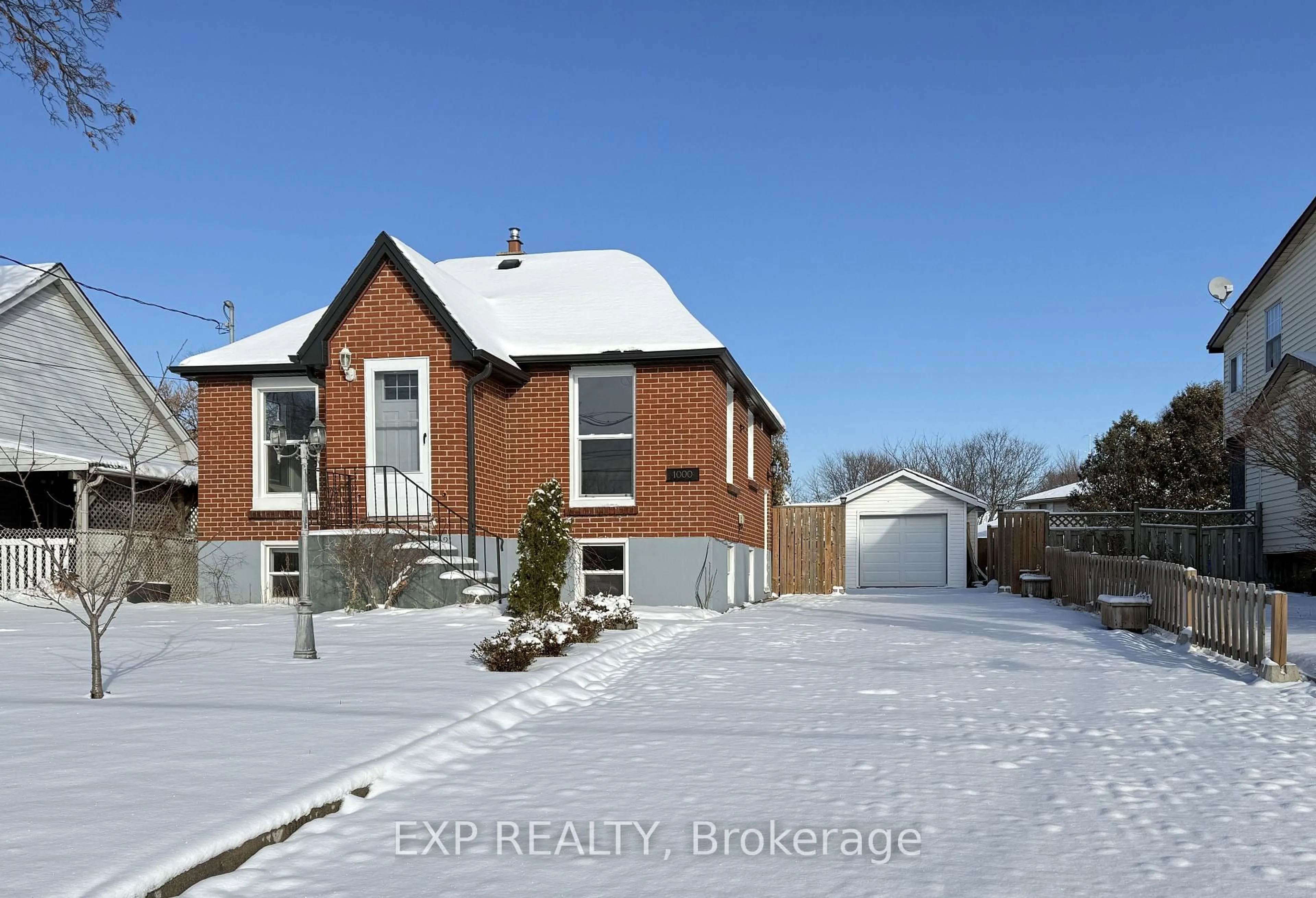 Home with brick exterior material, street for 1000 Hamilton Rd, London East Ontario N5W 1A5
