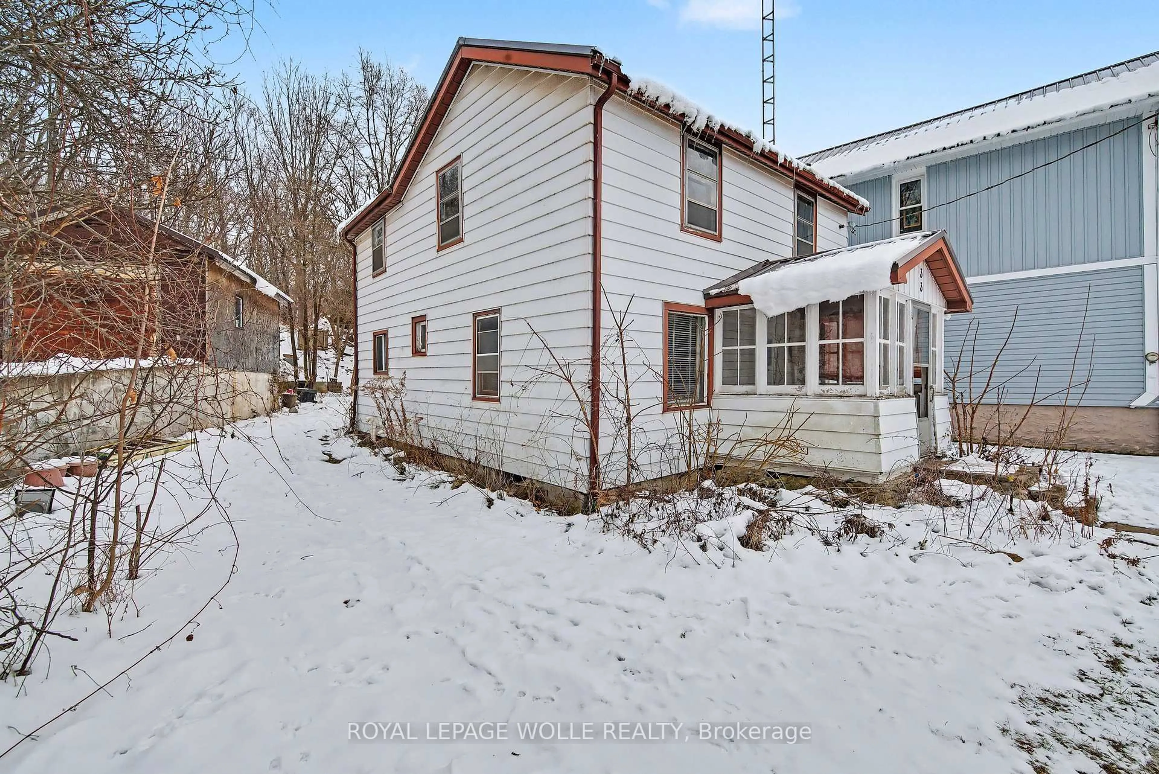 Unknown for 33 Mulholland Dr, Brant Ontario N3L 2J1