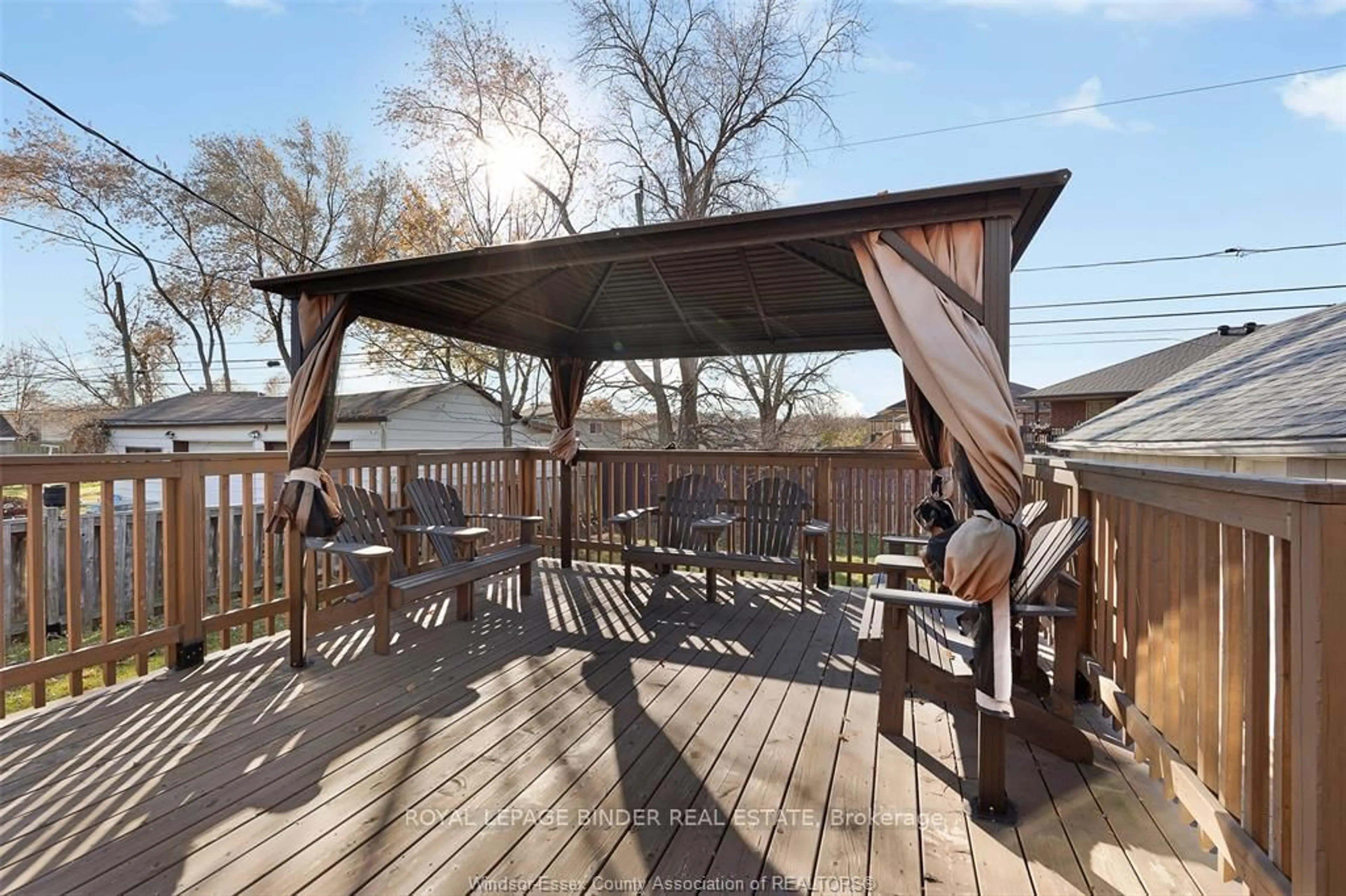 Patio, unknown for 2065 Dominion Blvd, Windsor Ontario N9B 3H8