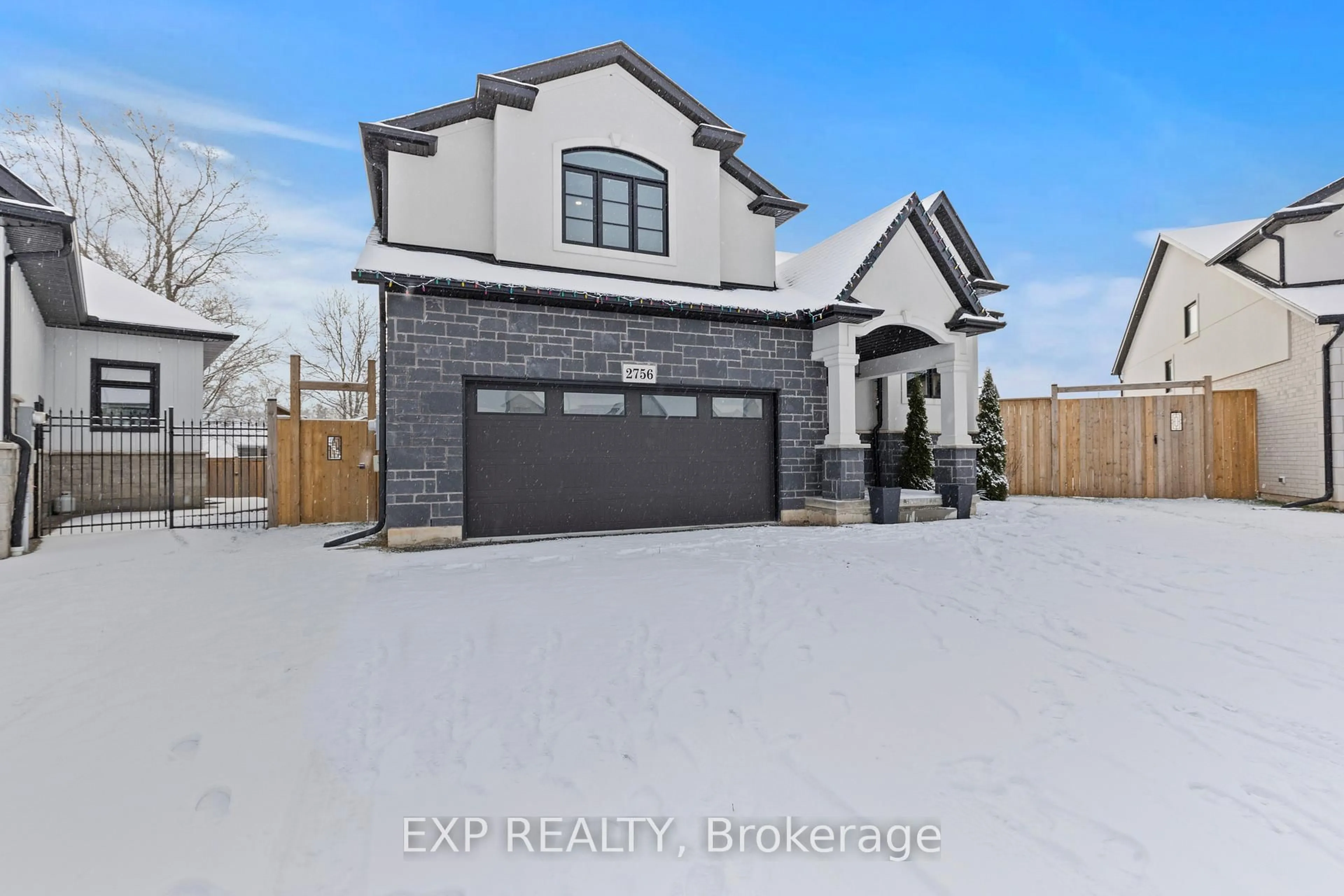 Home with brick exterior material, street for 2756 Arrowsmith Crt, Fort Erie Ontario L0S 1S0