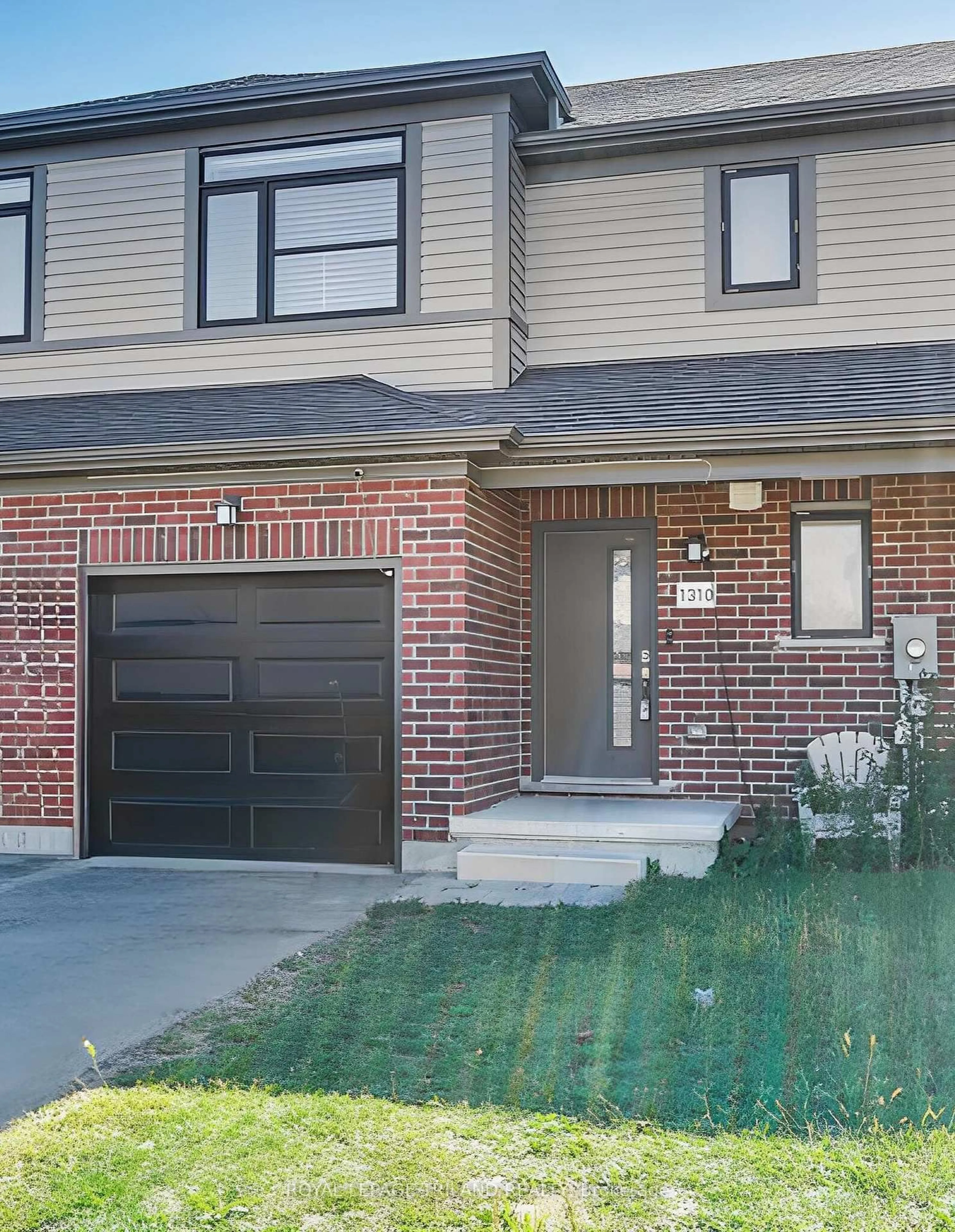 Home with brick exterior material, street for 1310 Michael Circ, London East Ontario N5V 0B8