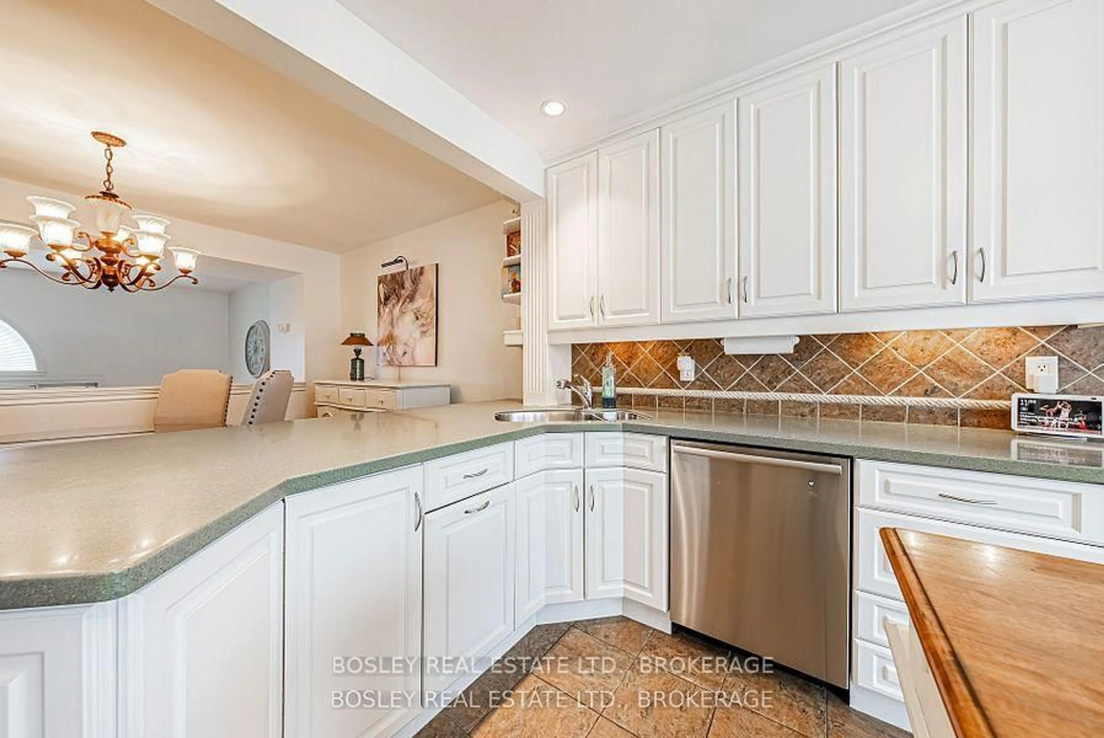 Unknown for 13 Lakeside Dr #33, St. Catharines Ontario L2M 1P3