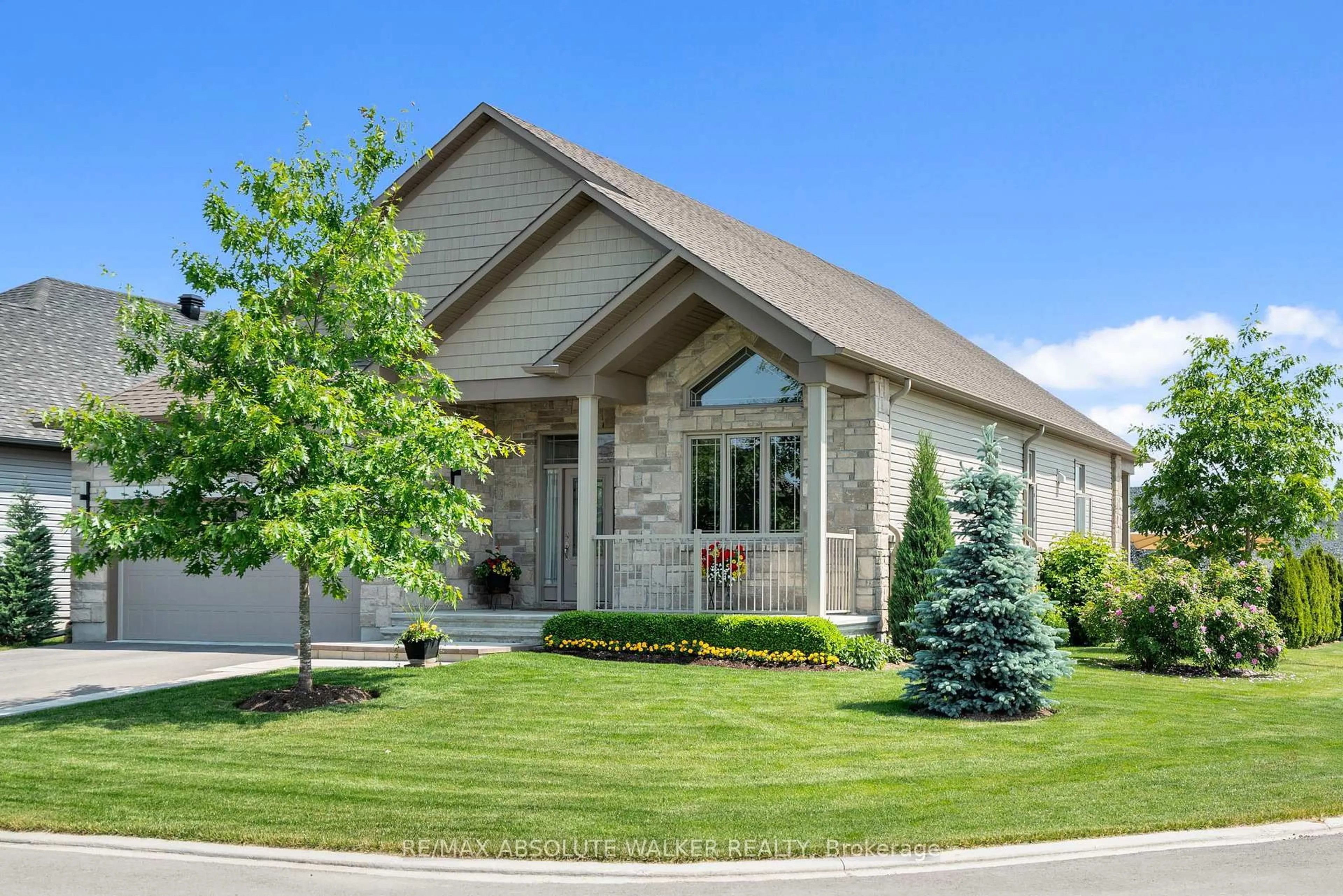 Home with brick exterior material, unknown for 680 COBALT St, Clarence-Rockland Ontario K4K 0L8