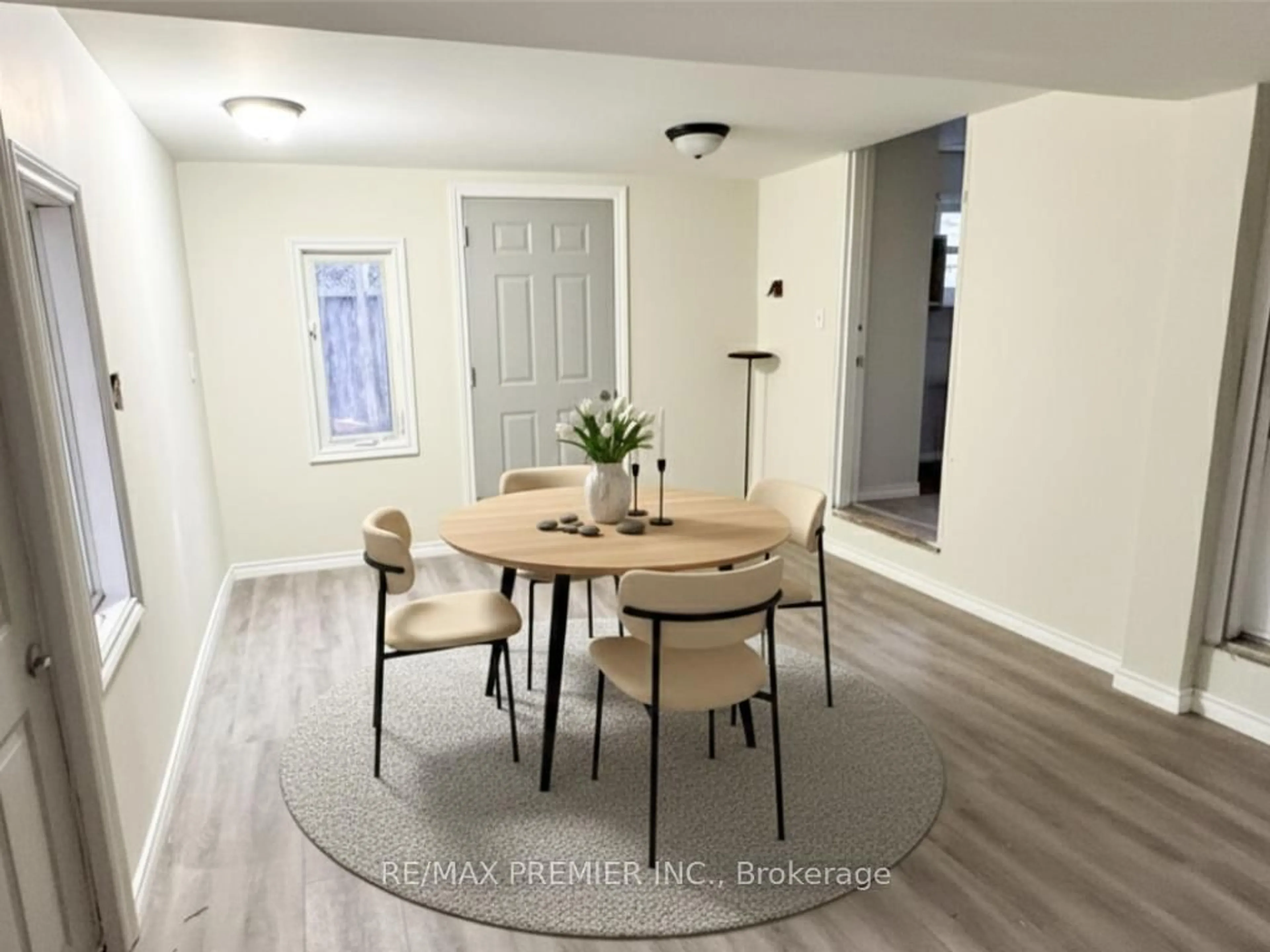 A pic of a room for 264 Delaware Ave, Chatham-Kent Ontario N7L 2W6