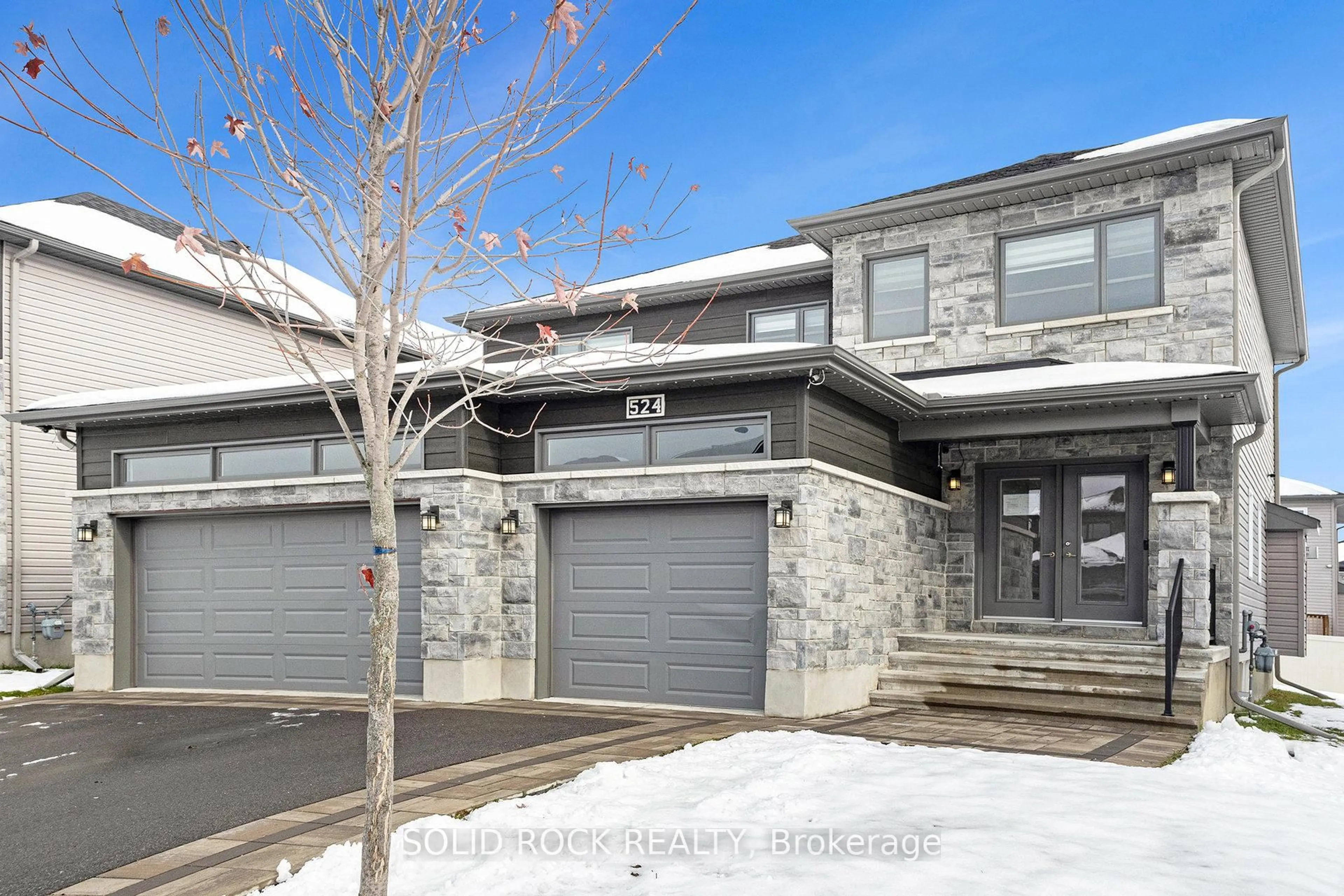 Home with brick exterior material, street for 524 Lucent St, Russell Ontario K4R 0G3