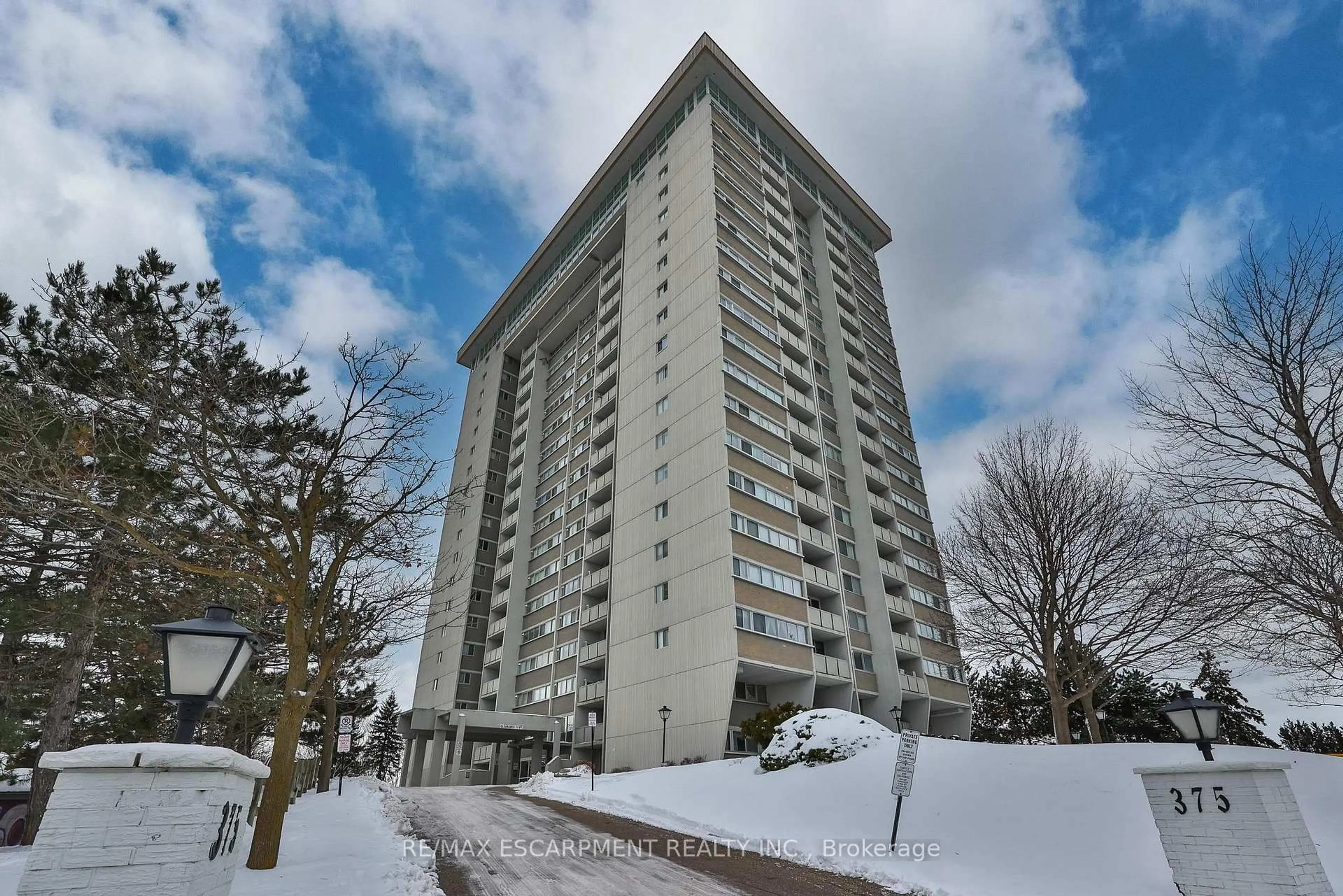 Unknown for 375 King St #1706, Kitchener Ontario N2J 4L6