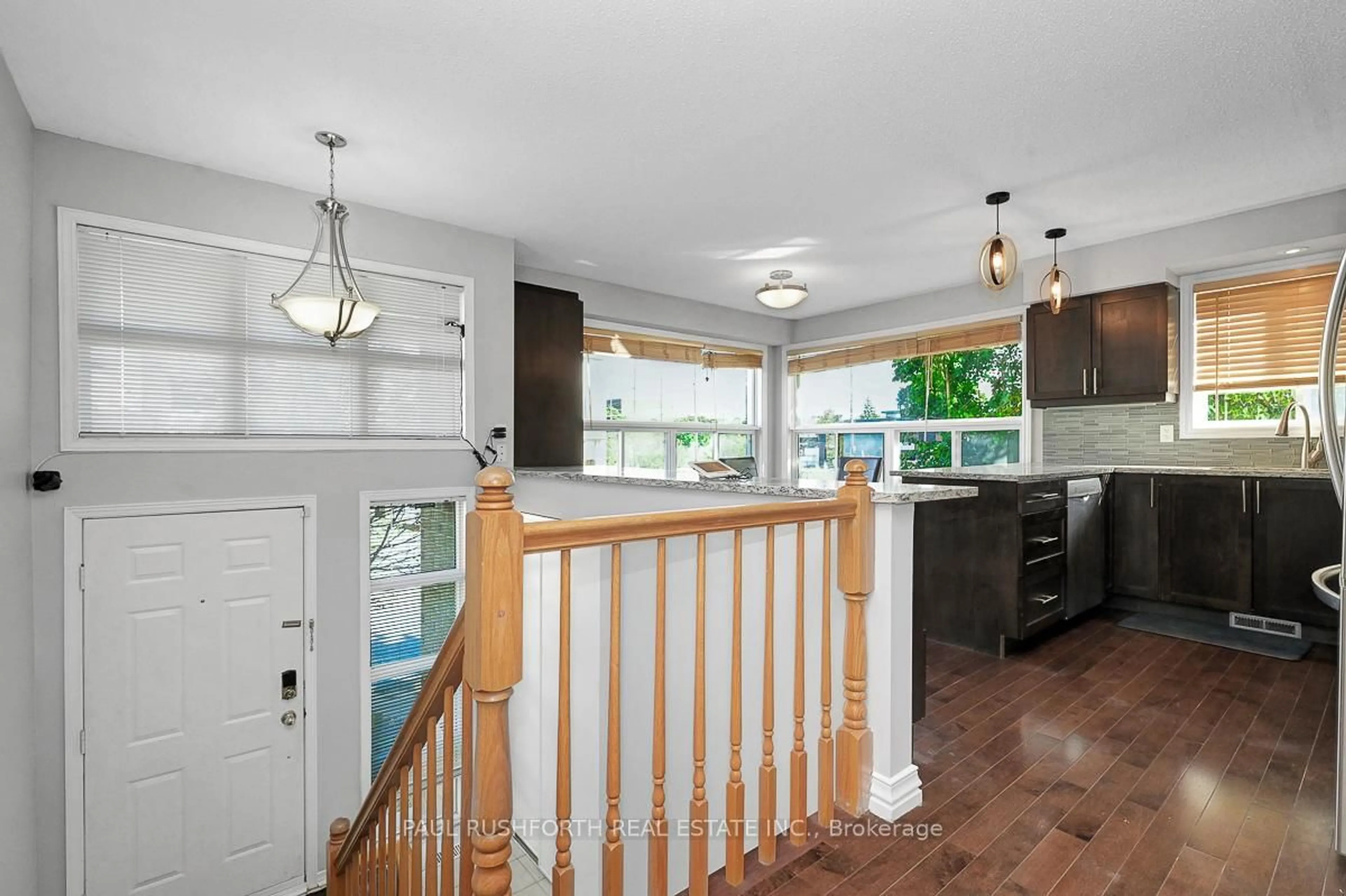 Open concept kitchen, unknown for 216 Forward Ave, Ottawa Ontario K1Y 1L2