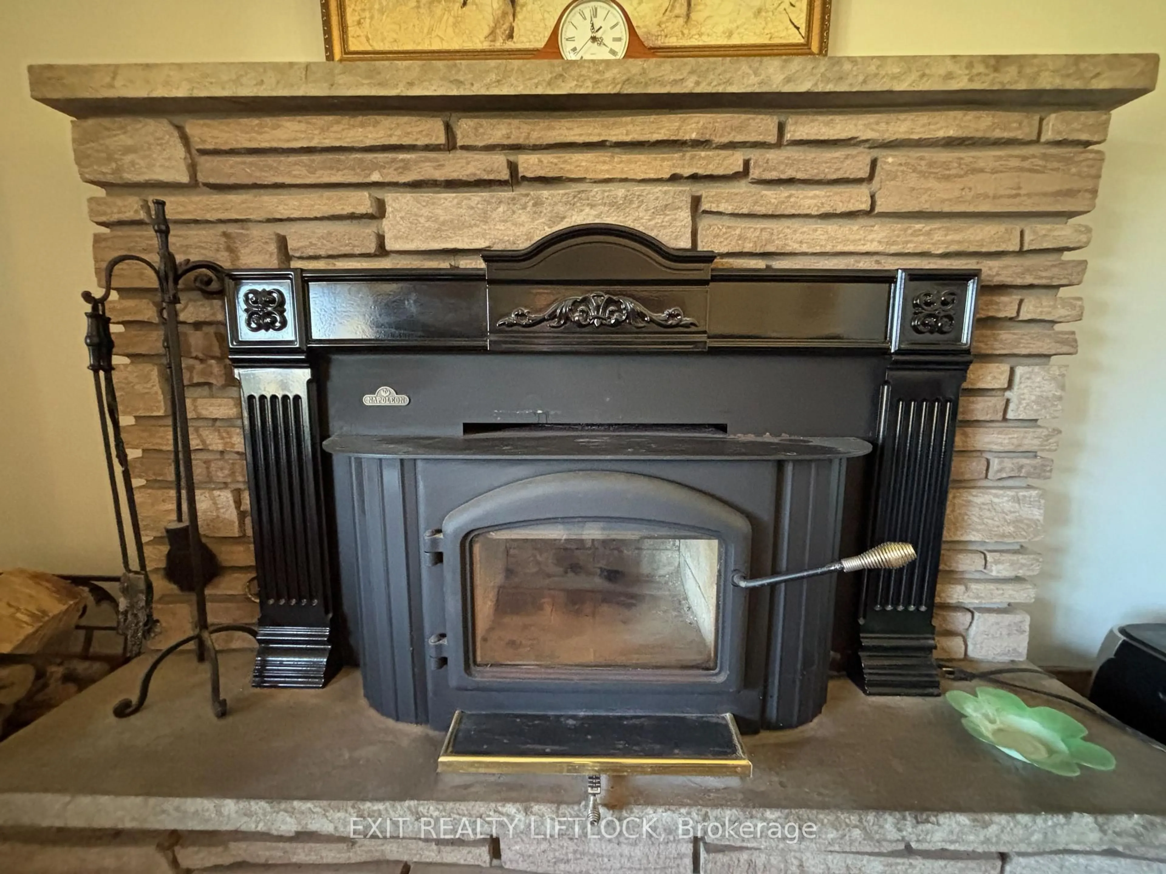 Home theater for 2725 Dummer Asphodel Rd, Asphodel-Norwood Ontario K0L 2V0