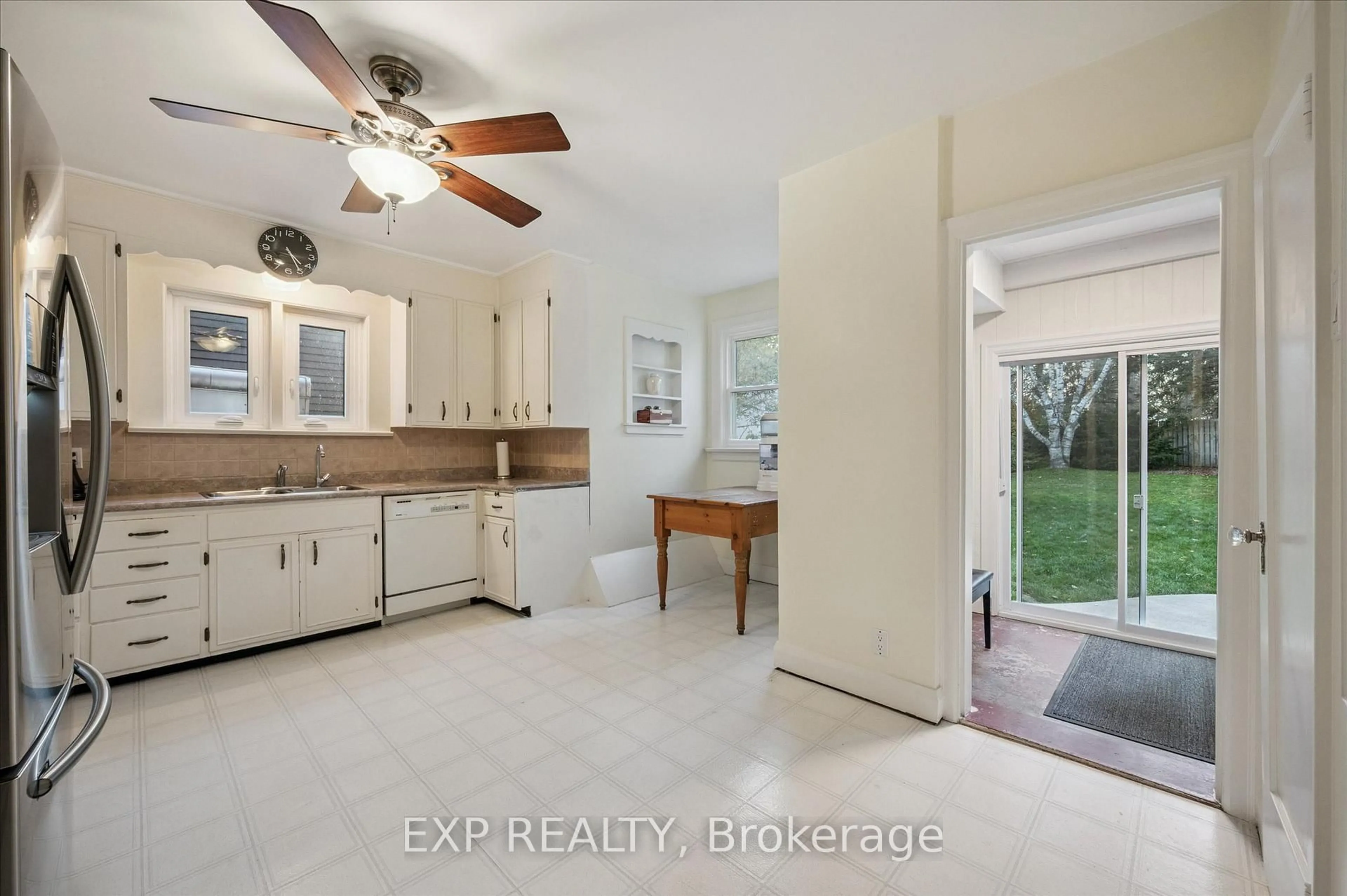 Open concept kitchen, ceramic/tile floor for 92 Borden Ave, Kitchener Ontario N2H 3J4