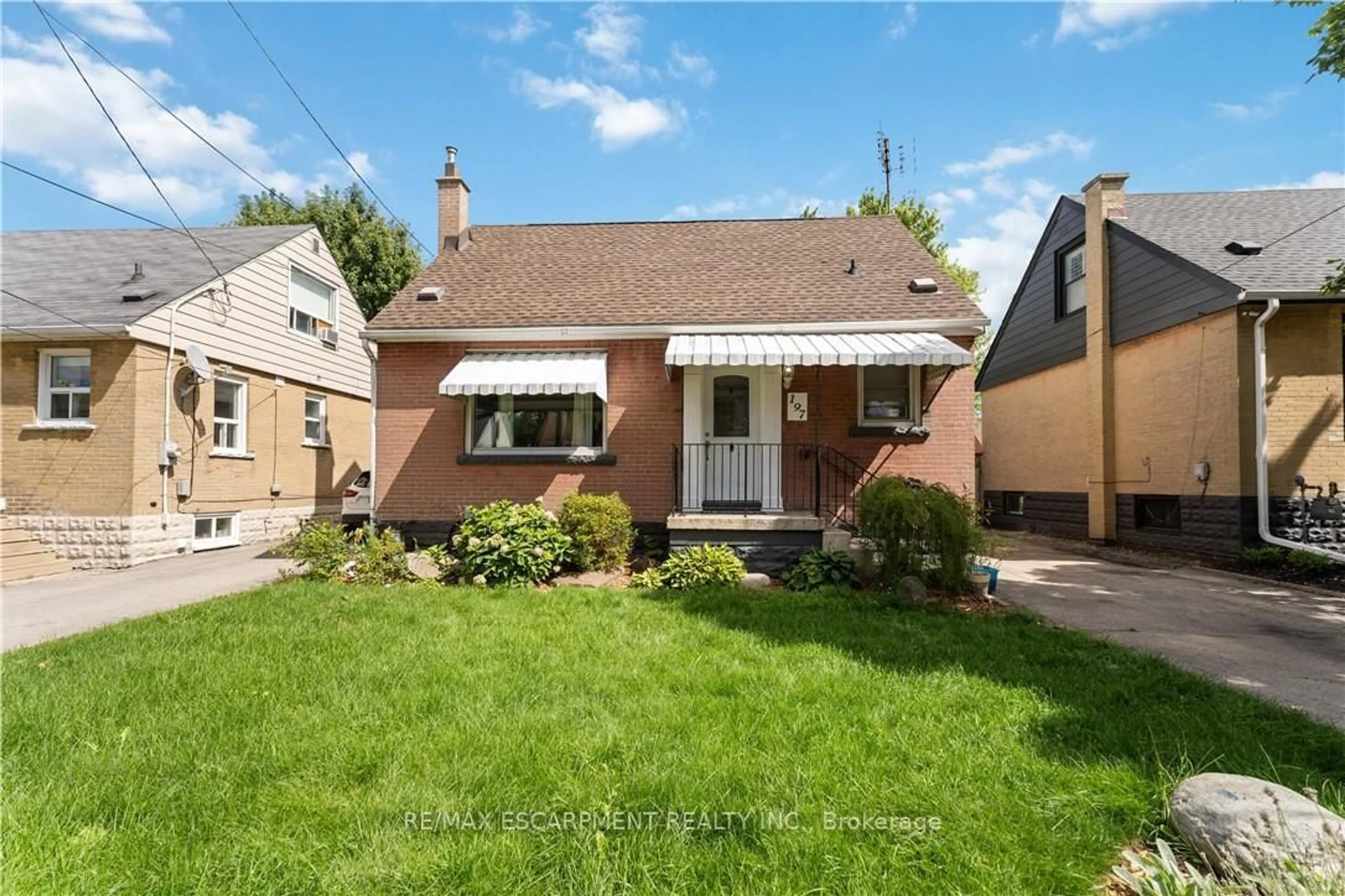 Unknown for 197 East 12th St, Hamilton Ontario L9A 3X5