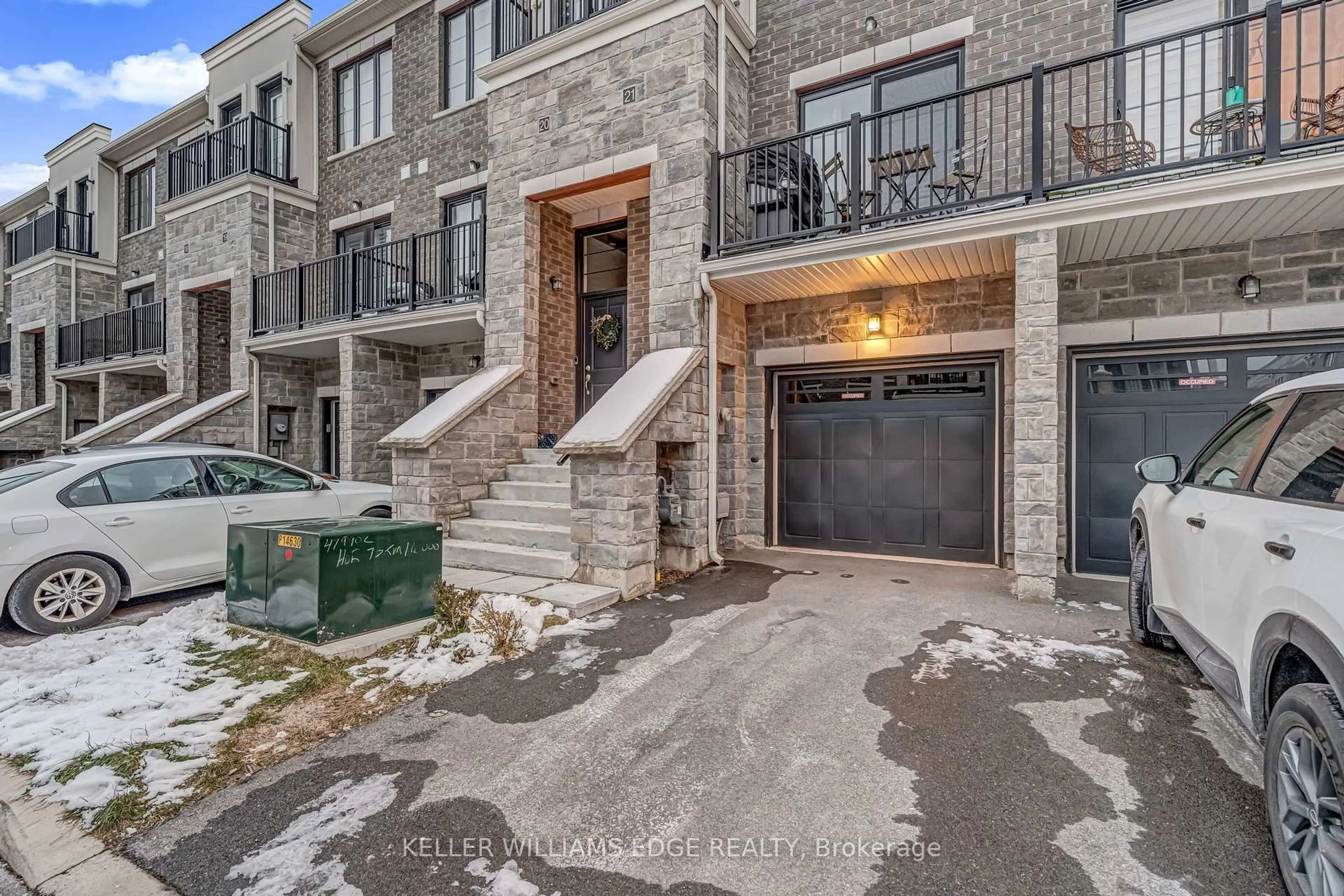 Unknown for 383 Dundas St #21, Hamilton Ontario L8B 1X6