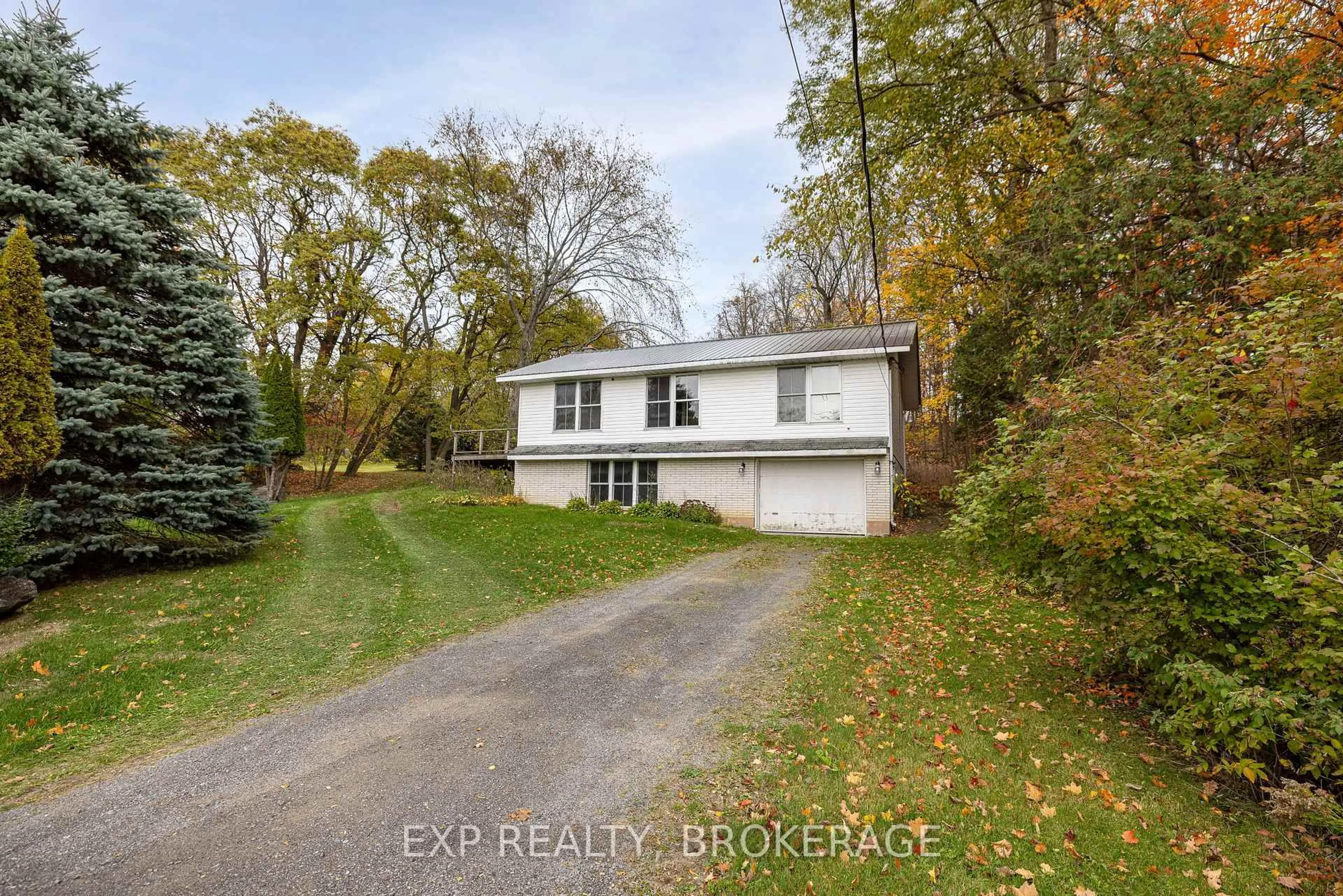 A pic from outside/outdoor area/front of a property/back of a property/a pic from drone, street for 6392 Perth Rd, Perth Road Ontario K0H 2L0