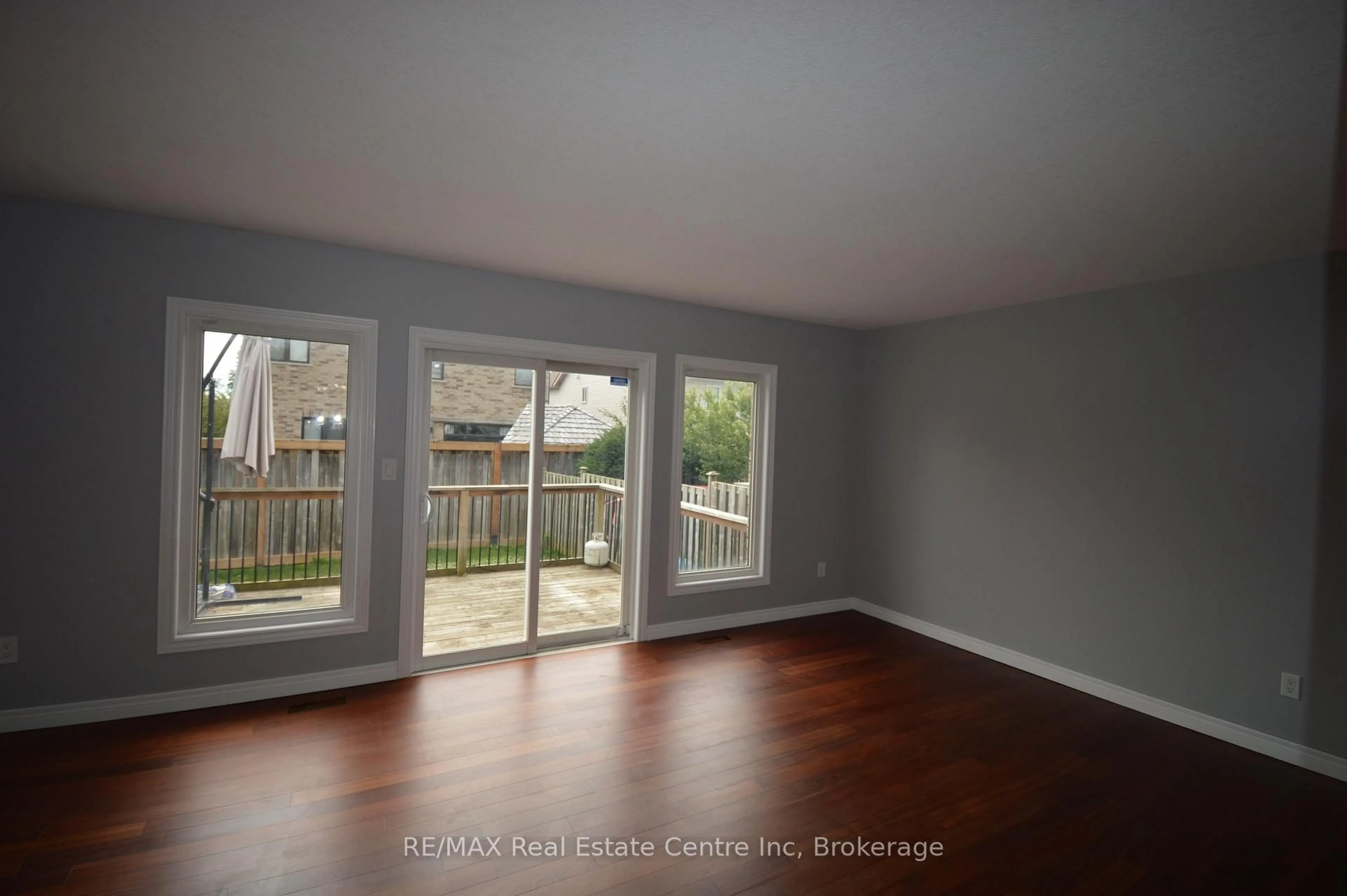 A pic of a room for 49 Edwards St, Guelph Ontario N1E 0B8