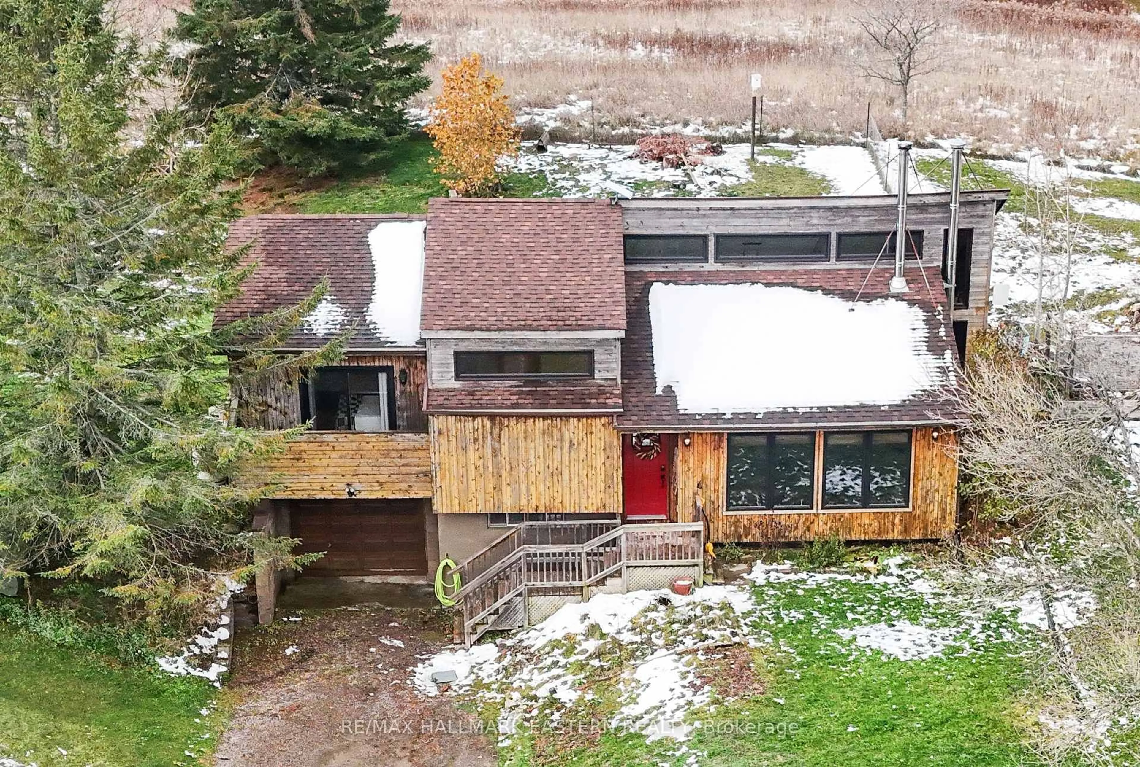 A pic from outside/outdoor area/front of a property/back of a property/a pic from drone, unknown for 2574 Asphodel 12th Line, Asphodel-Norwood Ontario K0L 2V0