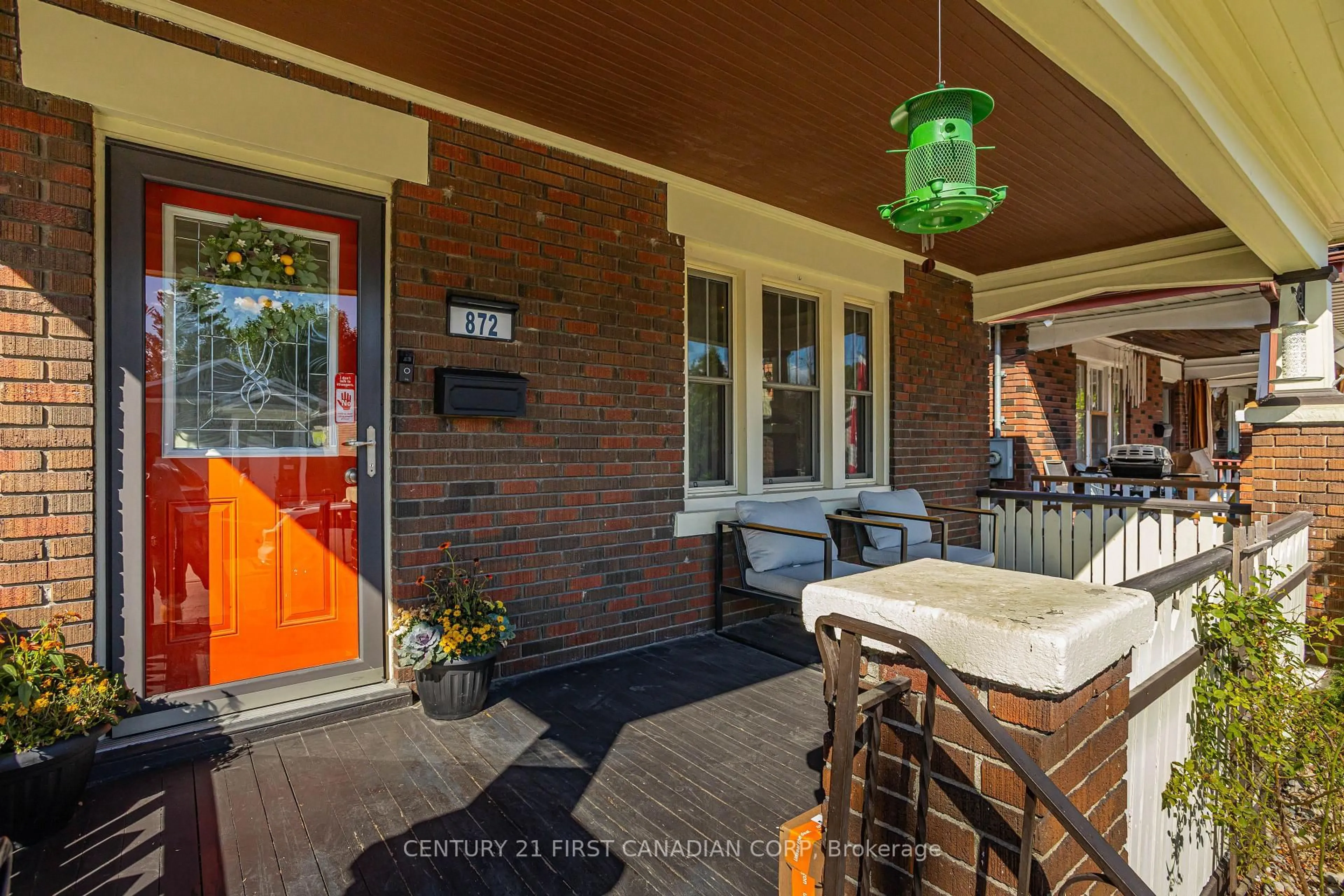 Unknown for 872 Lovett St, London East Ontario N5Z 1N5