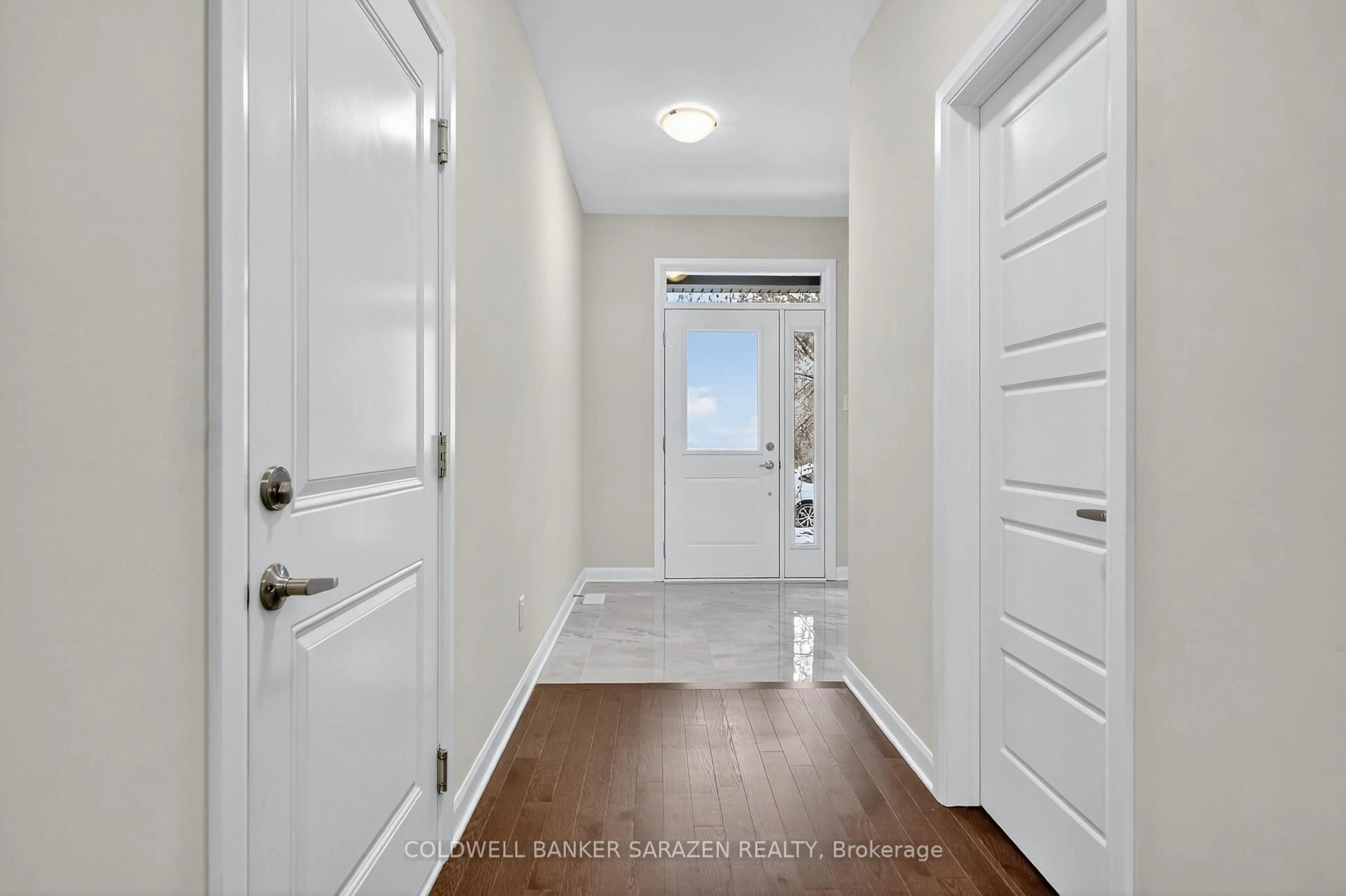 Indoor entryway for 147 Salisbury St, Carp Ontario K0A 1L0