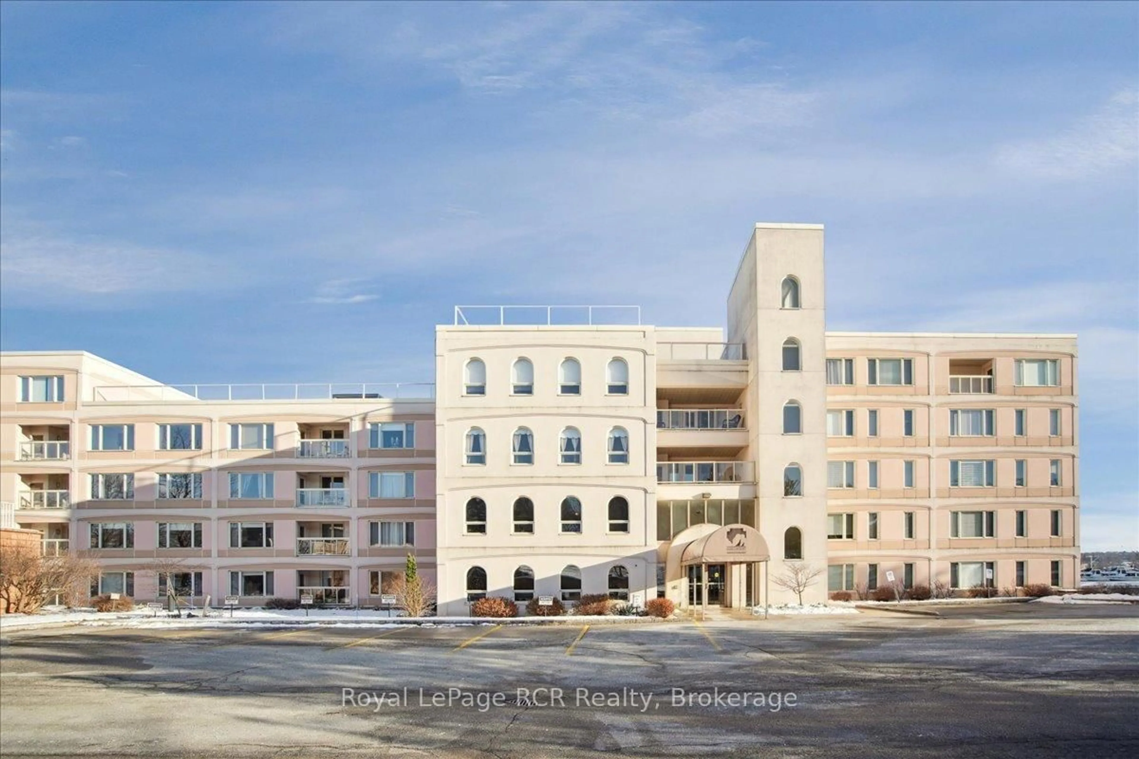 Unknown for 2555 3rd Ave #206, Owen Sound Ontario N4K 6T8