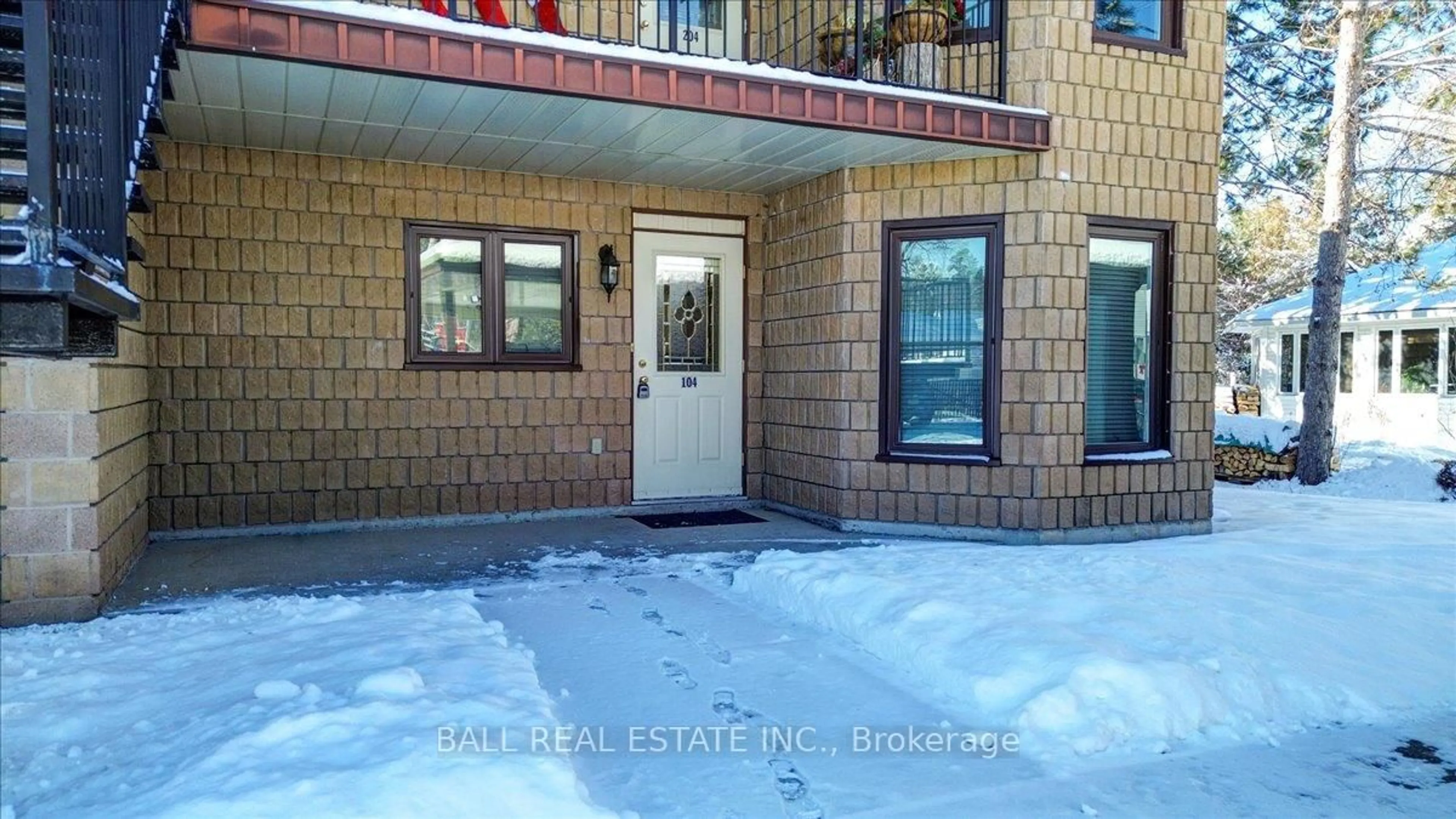 Unknown for 16 Alice St #104, Bancroft Ontario K0L 1C0