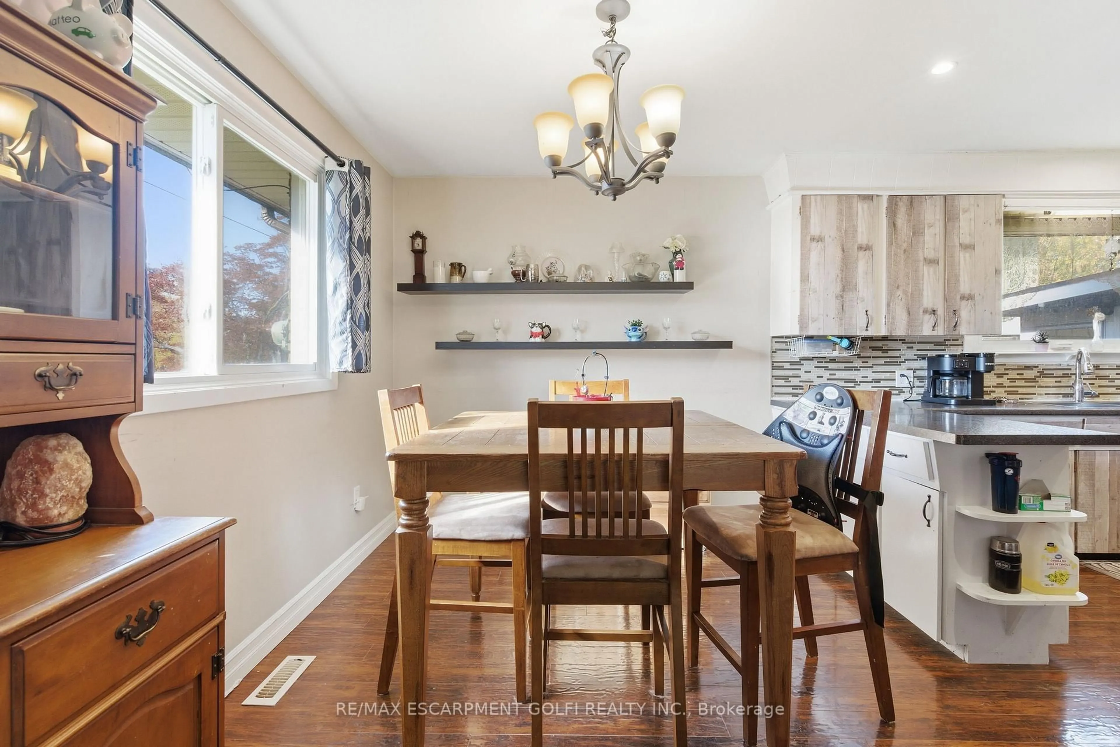 Dining room, unknown for 143 Aberdeen St, Fort Erie Ontario L2A 3Y4