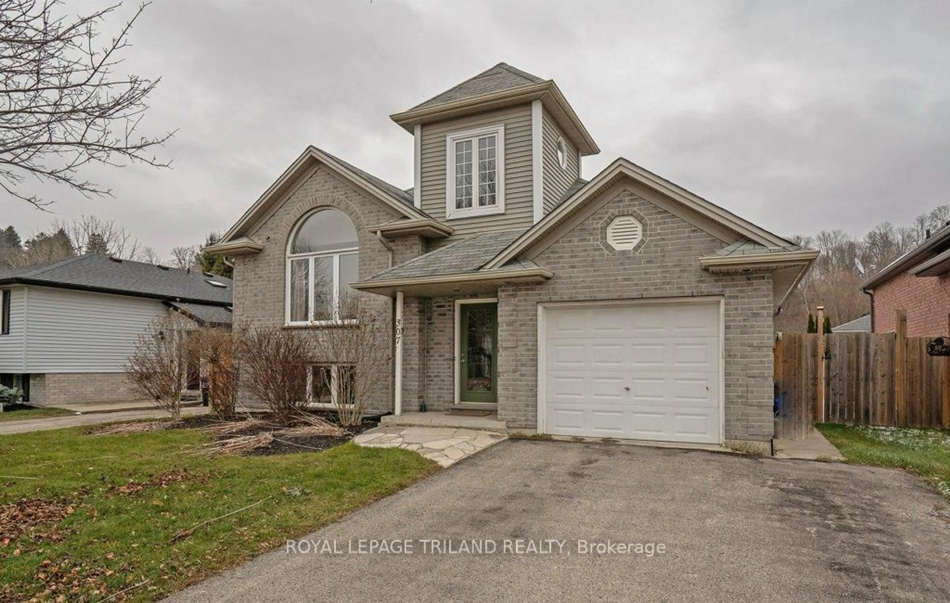 Home with brick exterior material, street for 307 Frances St, Central Elgin Ontario N5L 1B2