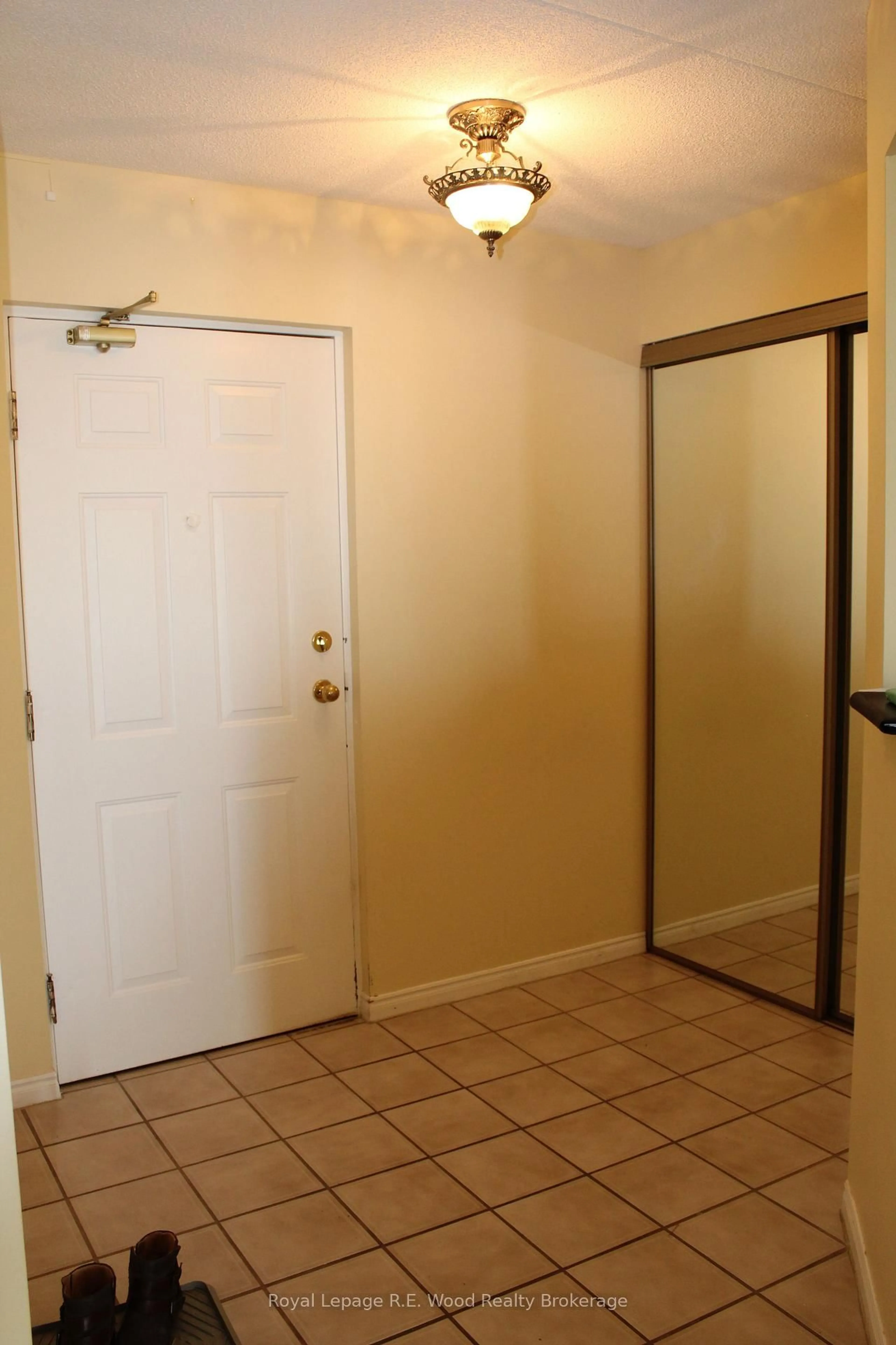 Unknown for 75 Bridge St #301, Tillsonburg Ontario N4G 1T1