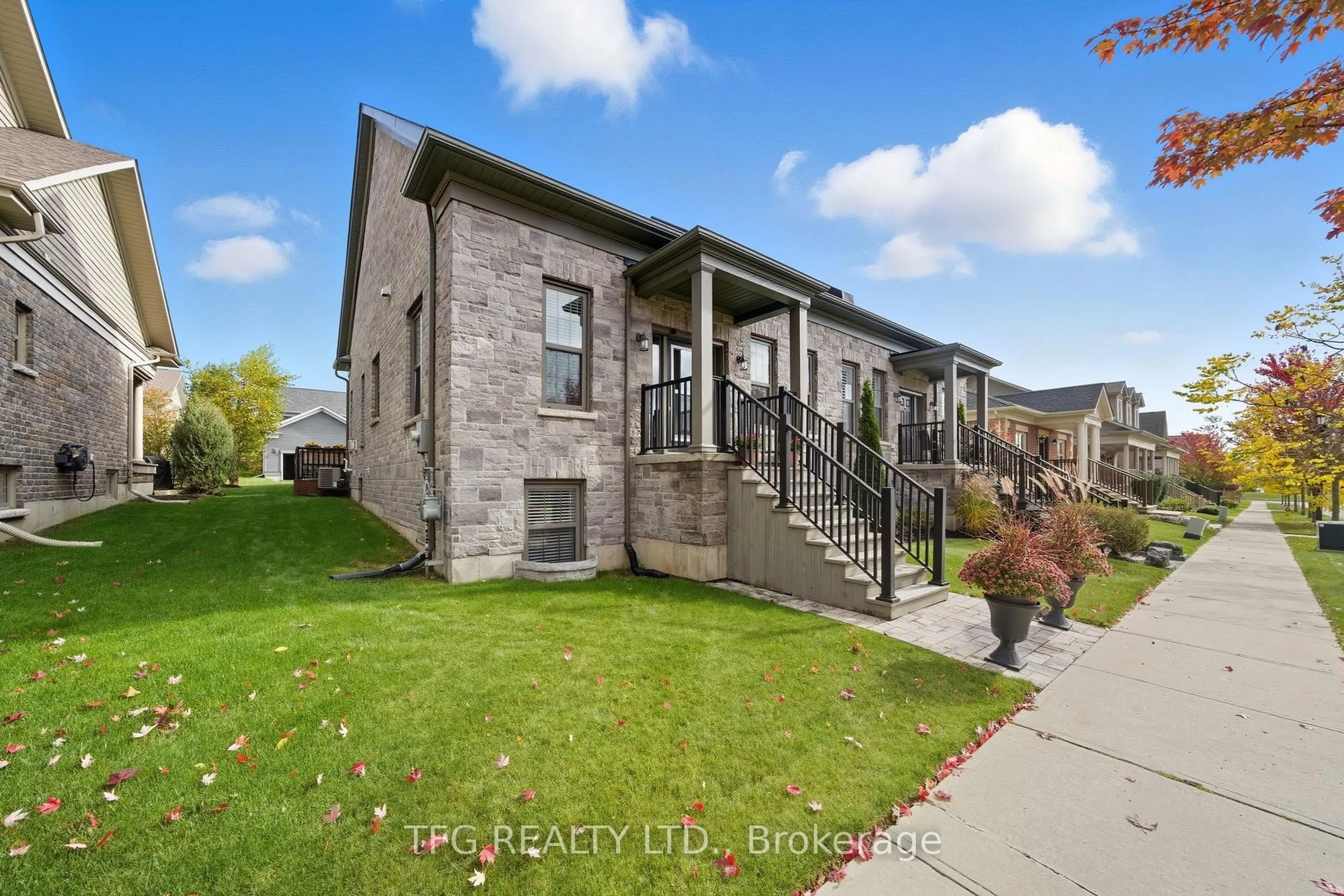 Home with brick exterior material, street for 816 Smith Rd, Cobourg Ontario K9A 0B7