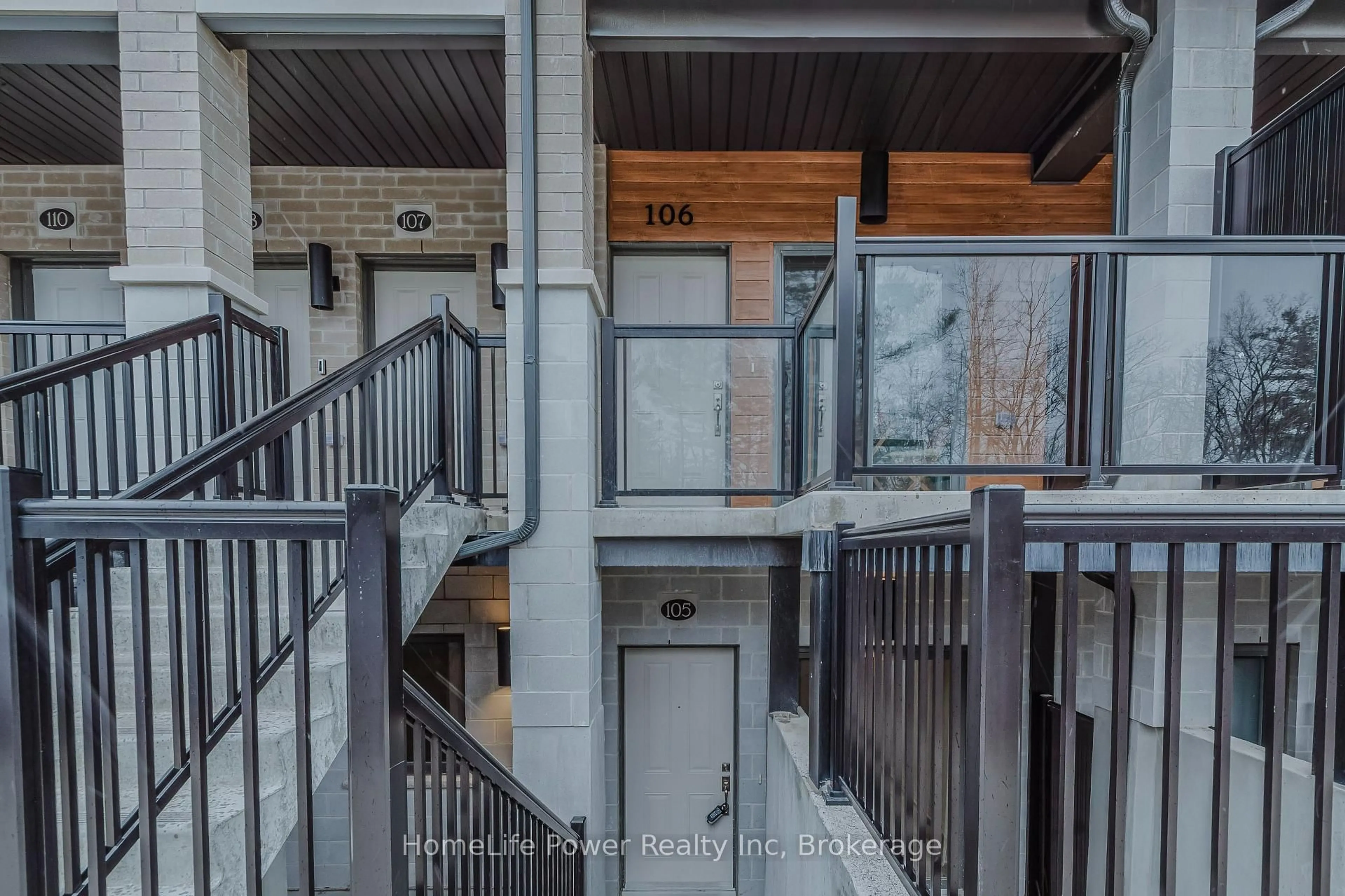 Indoor foyer for 25 ISHERWOOD Ave #G105, Cambridge Ontario N1R 0E2