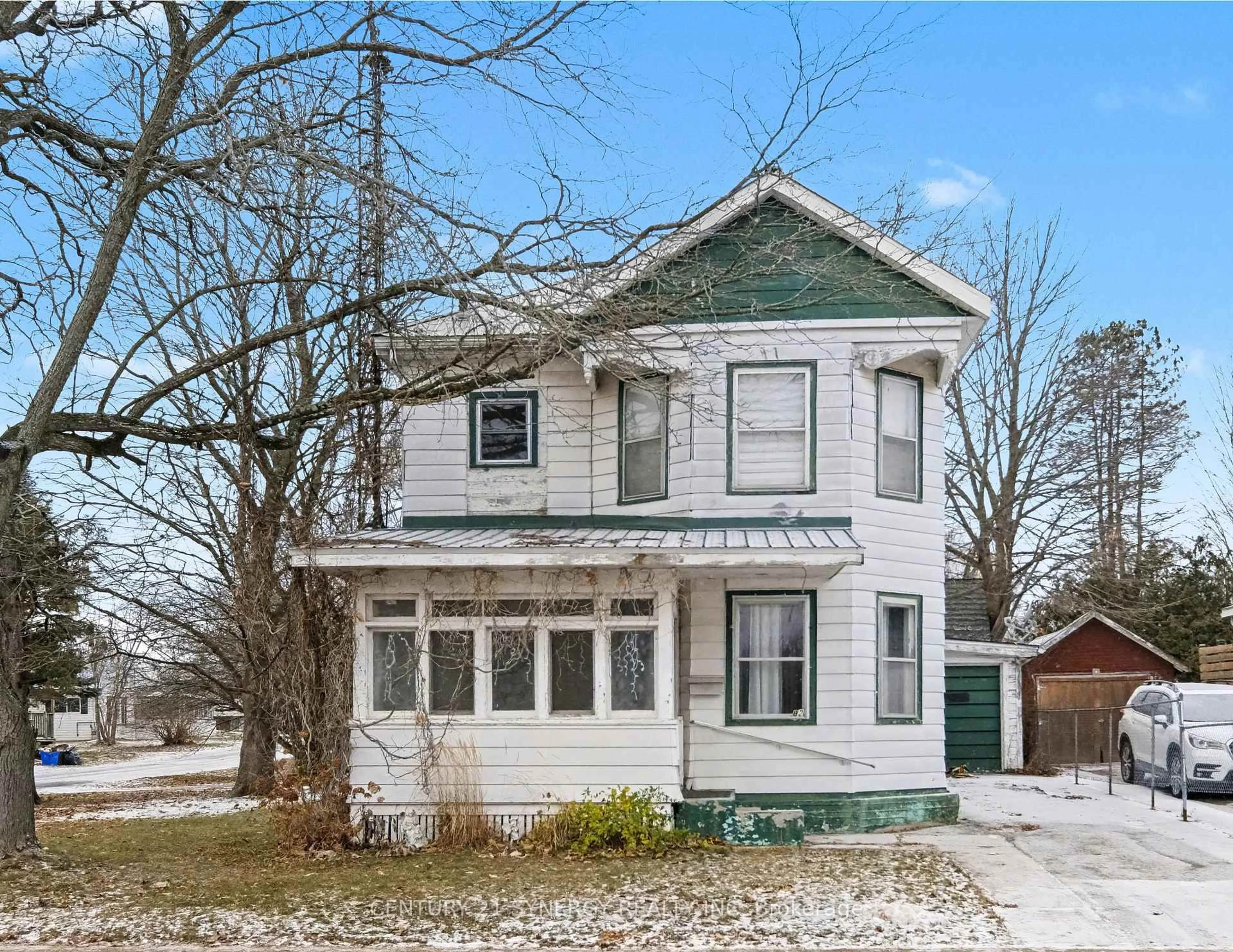 Home with vinyl exterior material, street for 82 Abel St, Smiths Falls Ontario K7A 4M5