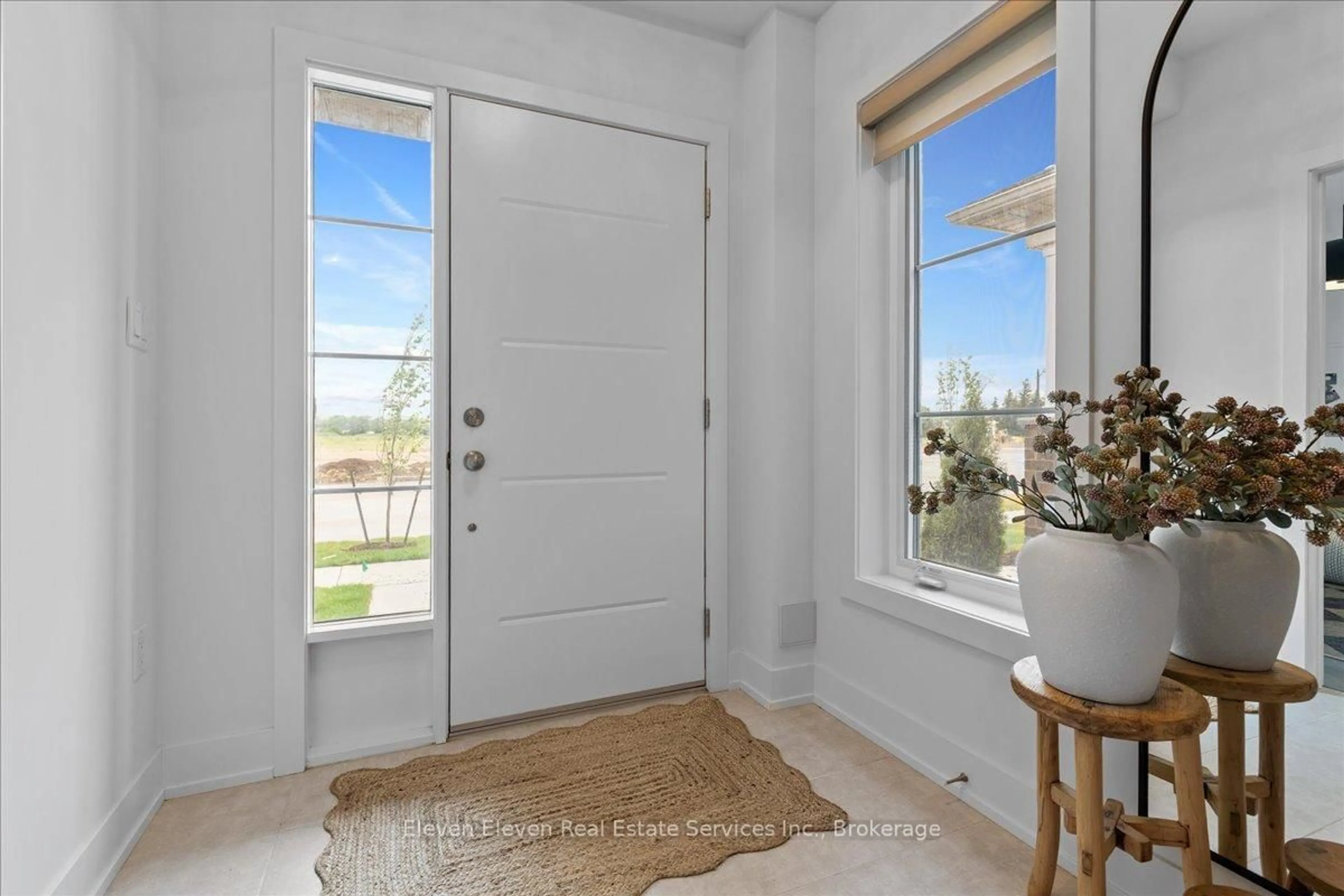 Indoor entryway for 56 Balladry Blvd, Stratford Ontario N5A 0L6