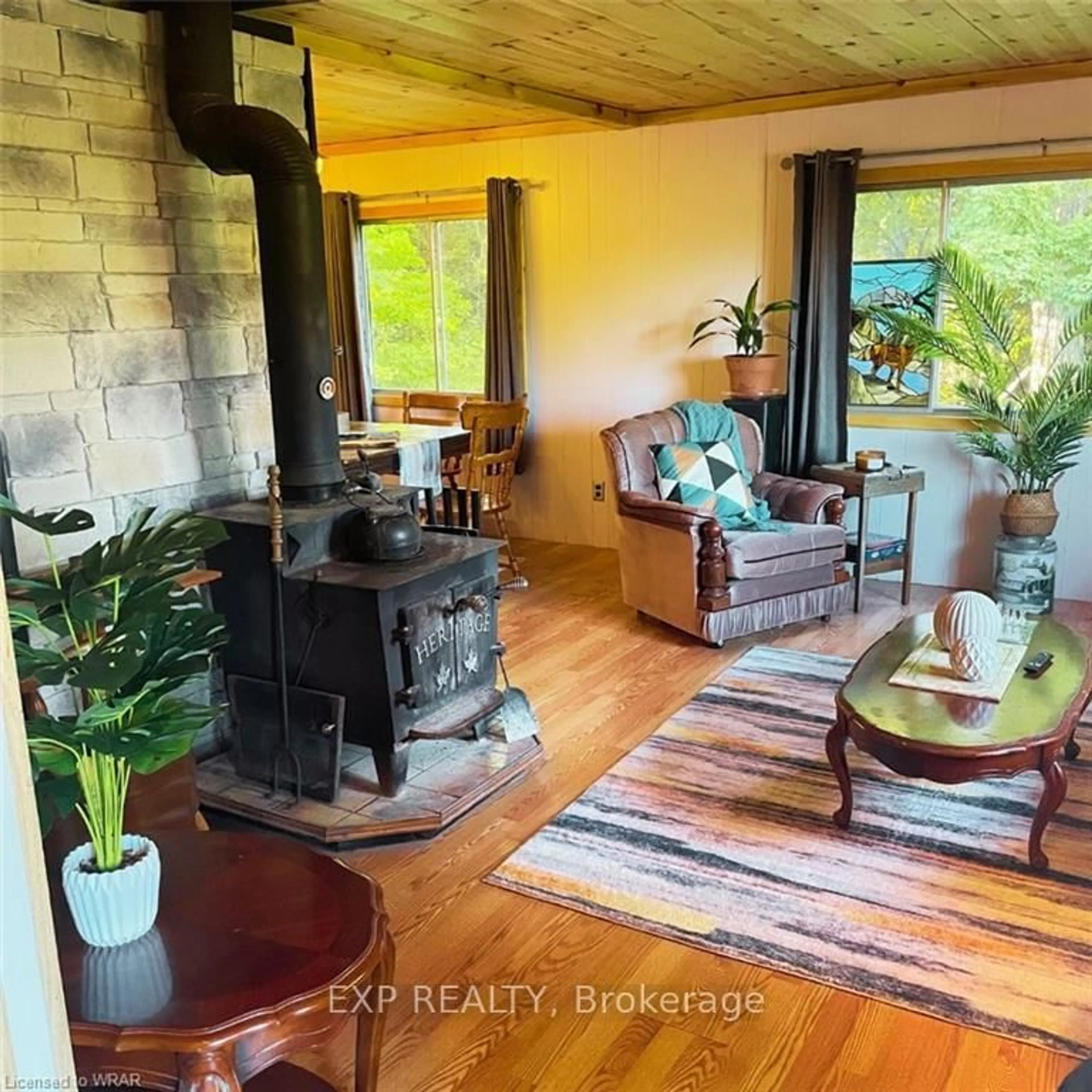 Indoor entryway for 813016 East Back Line, Grey Highlands Ontario N0C 1L0