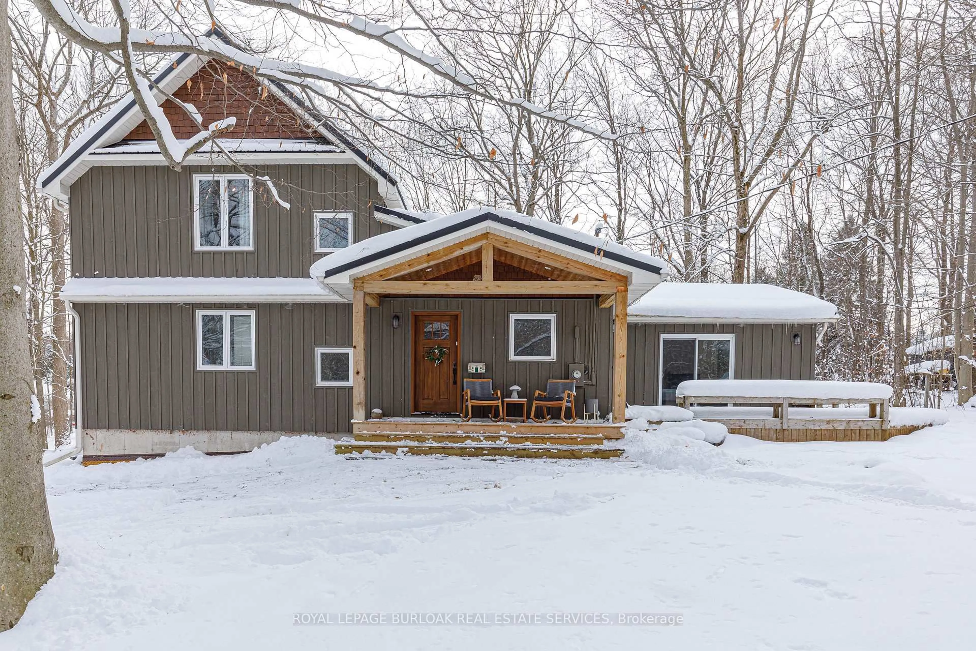 Home with vinyl exterior material, unknown for 234 Canrobert St, Grey Highlands Ontario N0C 1E0