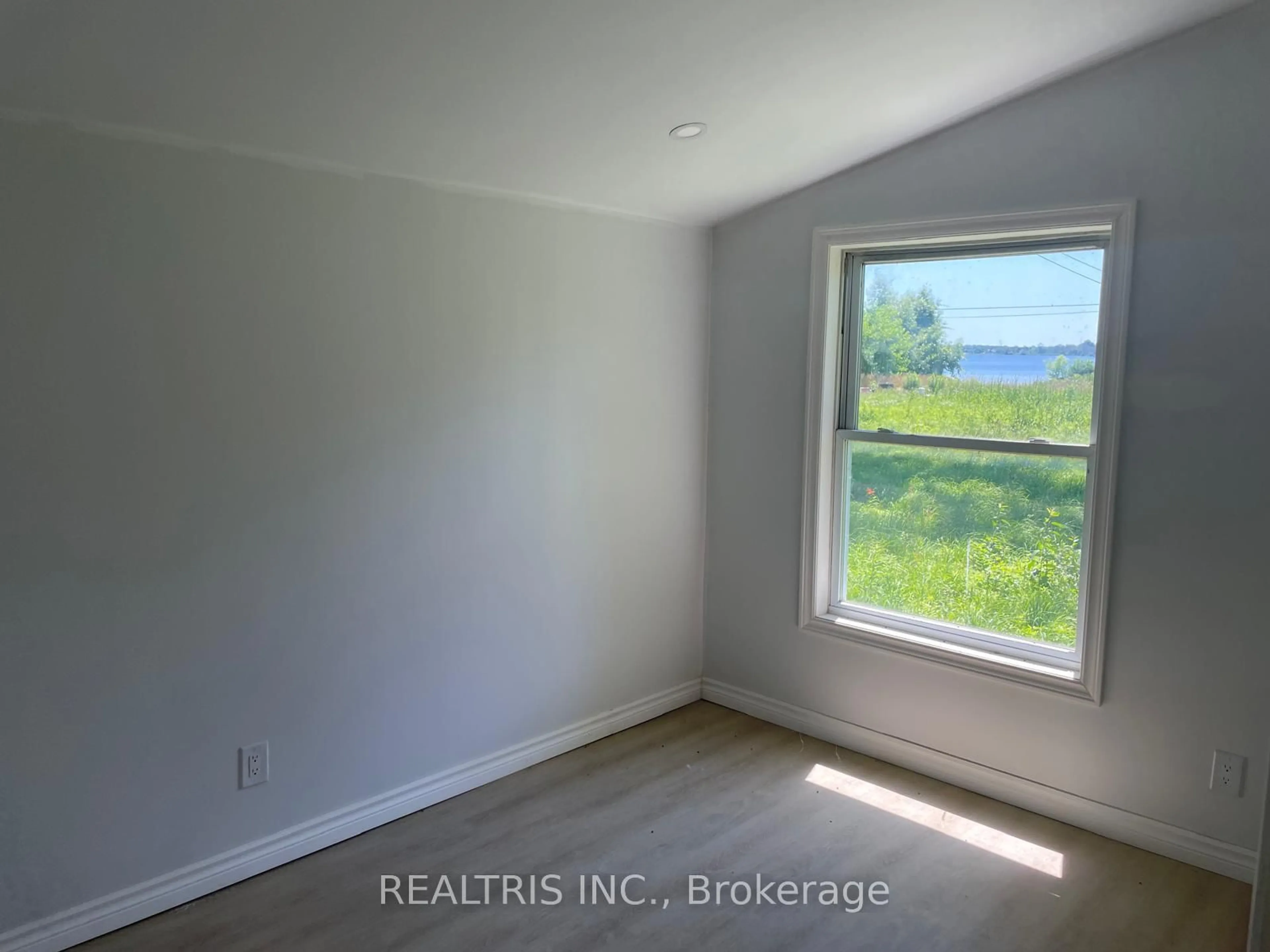 A pic of a room for 22499 Loyalist Pkwy, Quinte West Ontario K8N 5P7